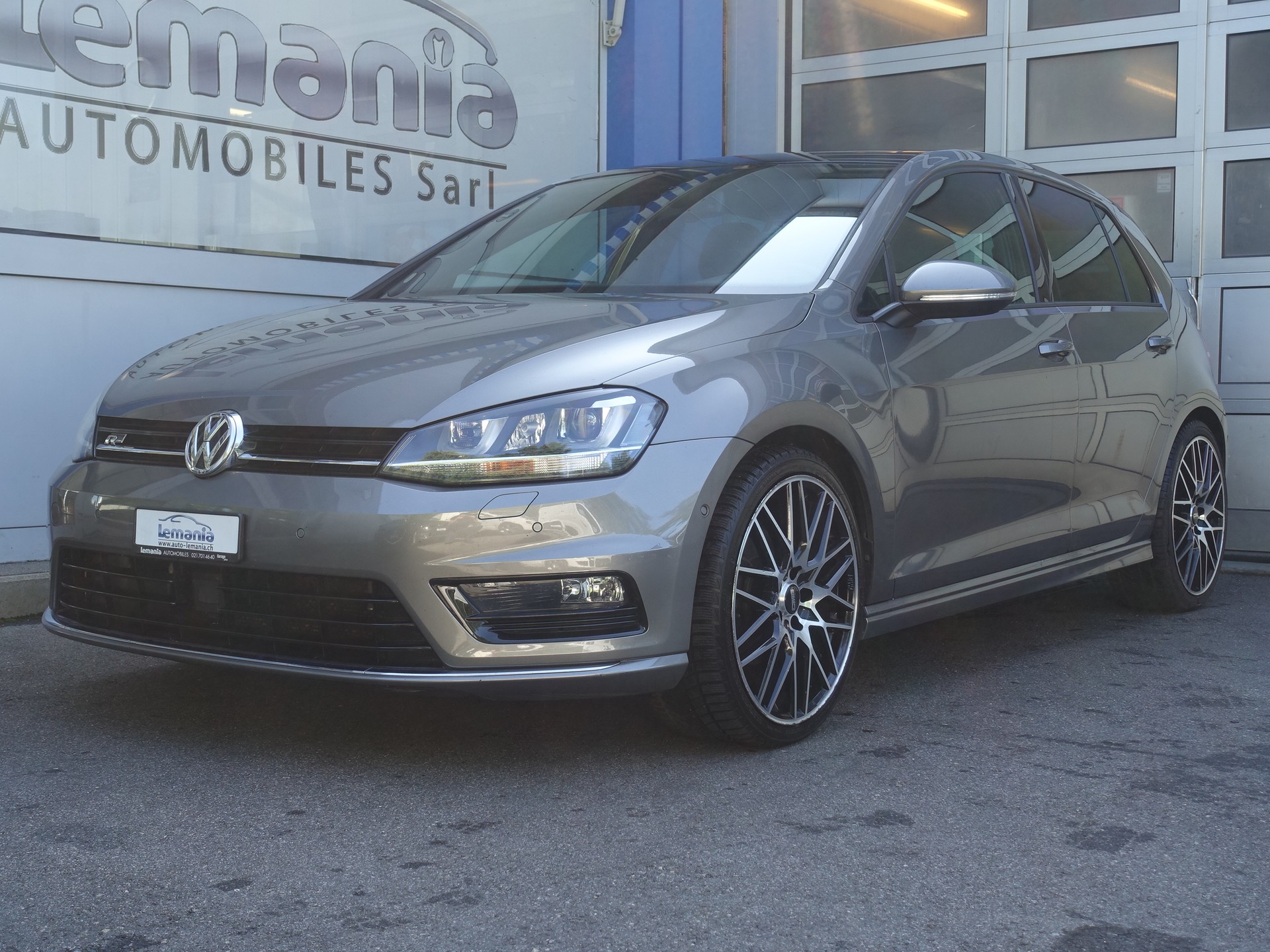 VW Golf 1.4 TSI Cup R-Line DSG-showroom-element-1