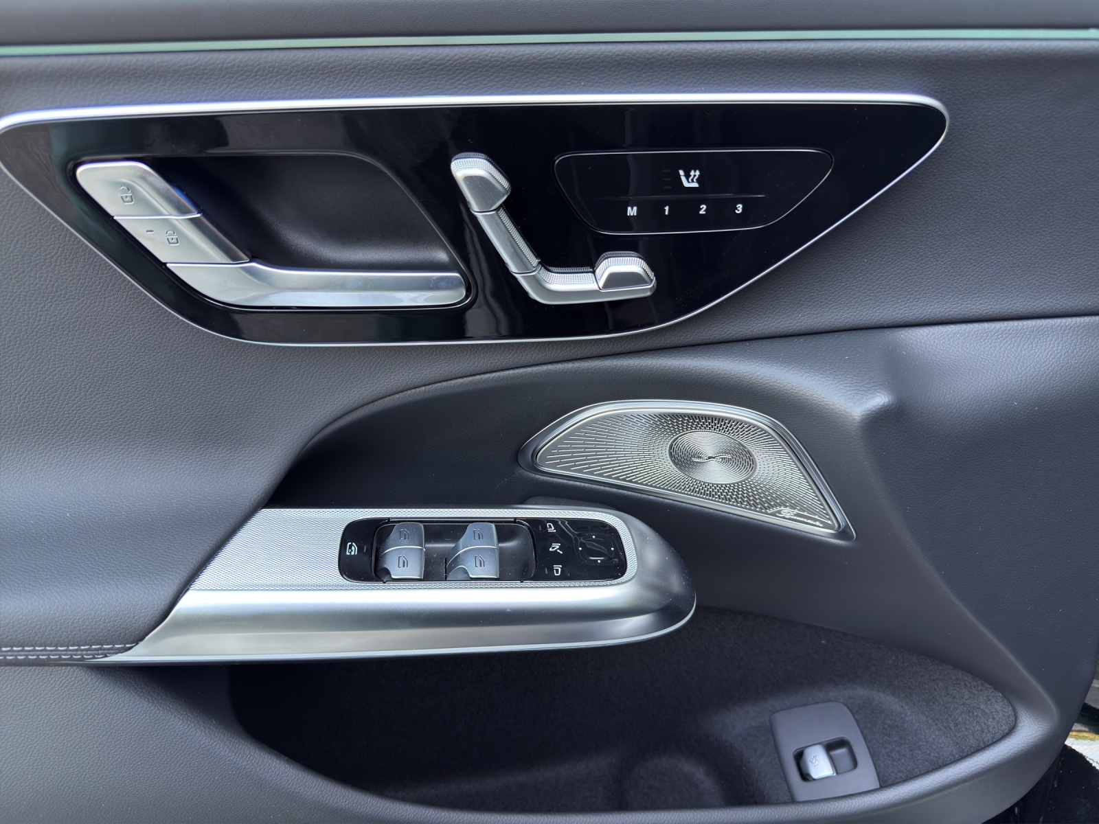 Image MERCEDES-BENZ E-220 E 220 d T 9G-Tronic