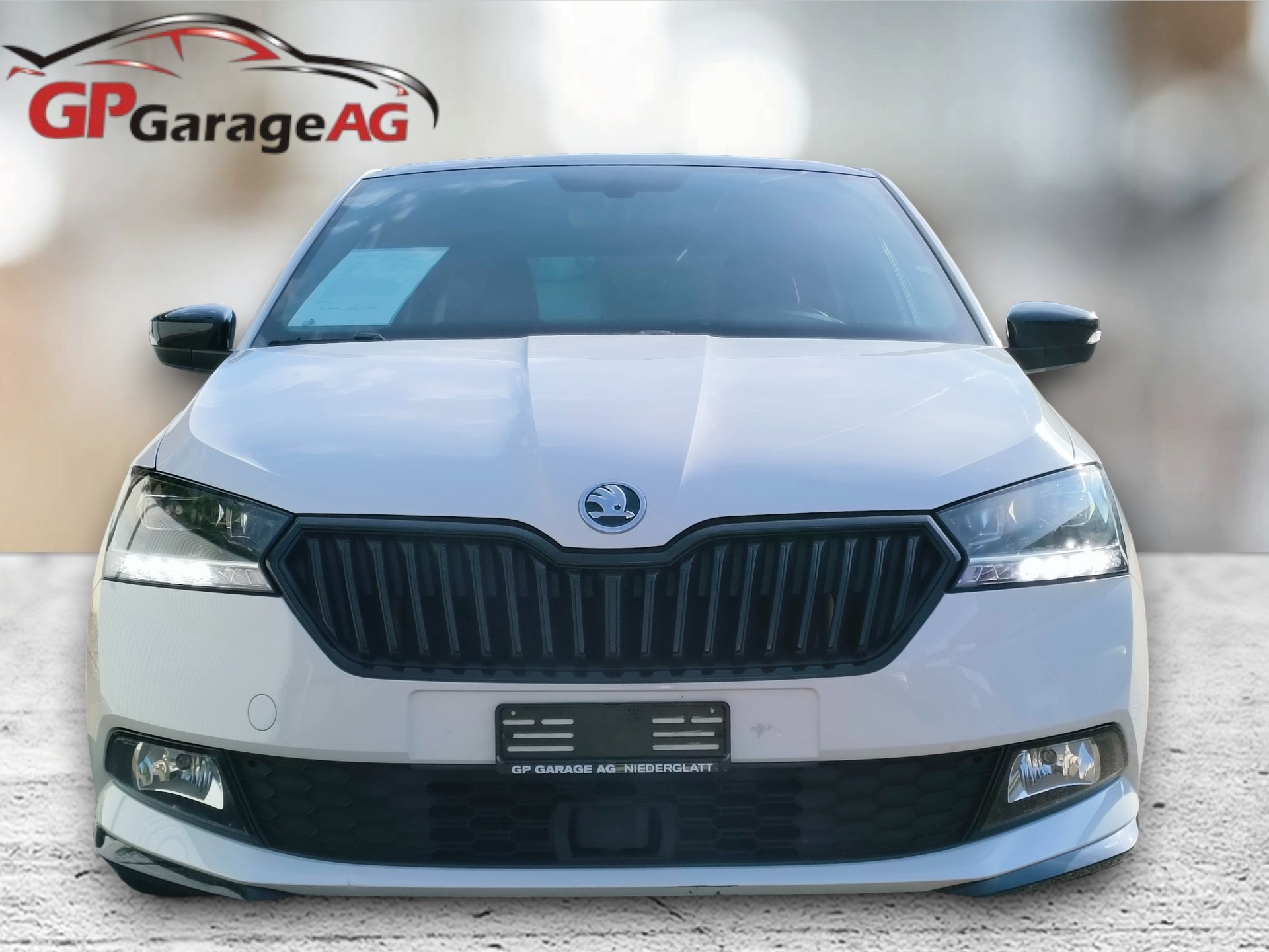 SKODA Fabia 1.0 TSI Monte Carlo DSG-showroom-element-1
