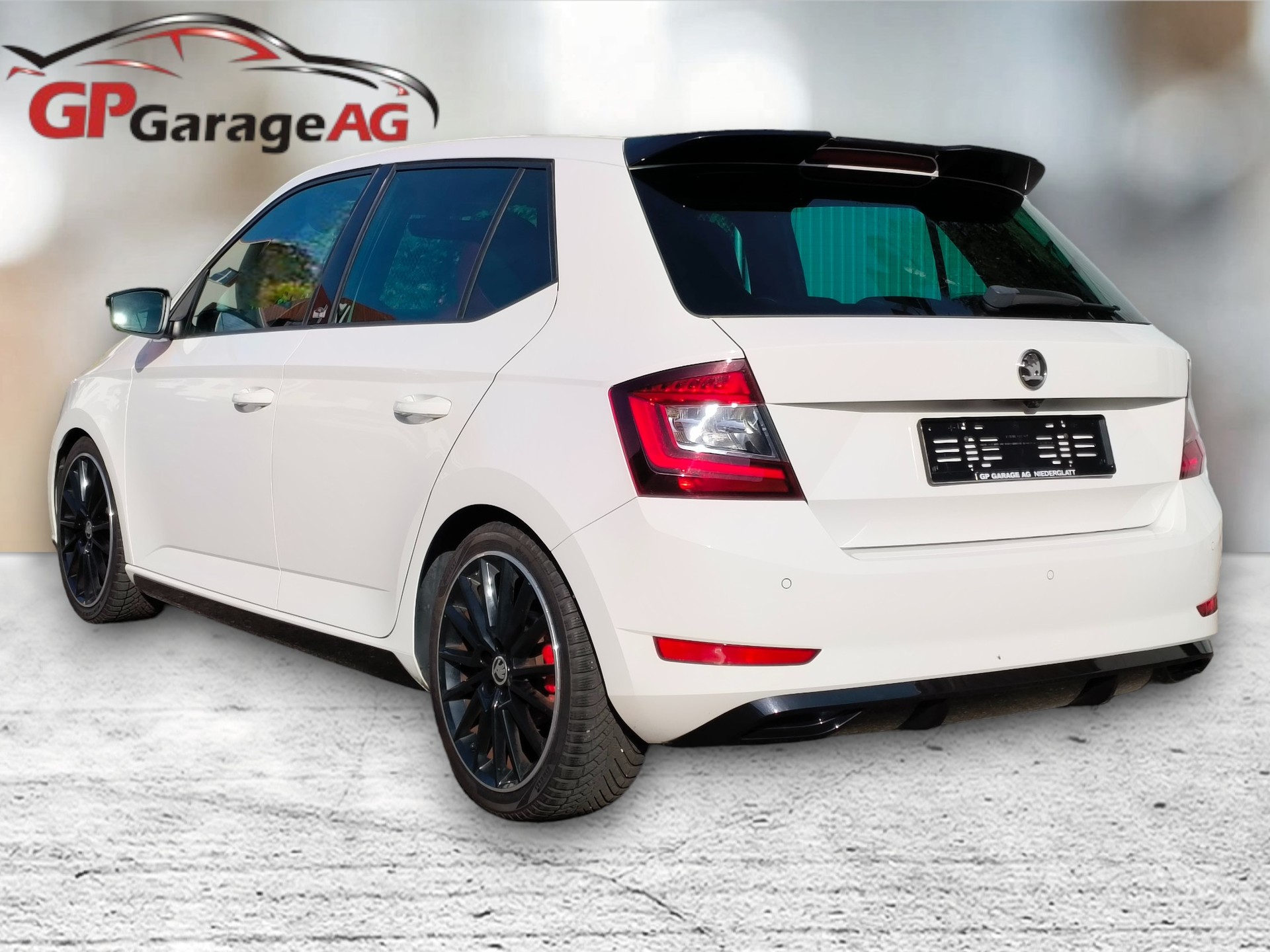 SKODA Fabia 1.0 TSI Monte Carlo DSG-showroom-element-3