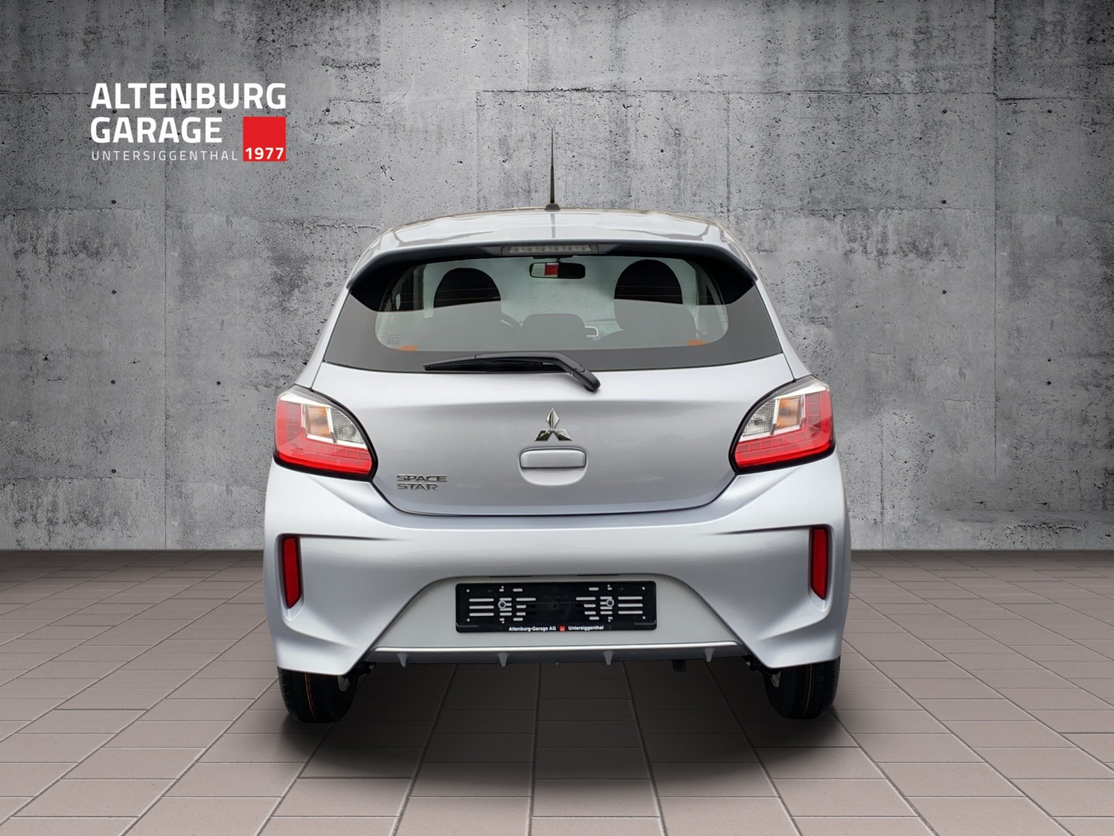 MITSUBISHI Space Star 1.2 MIVEC Invite-showroom-element-3