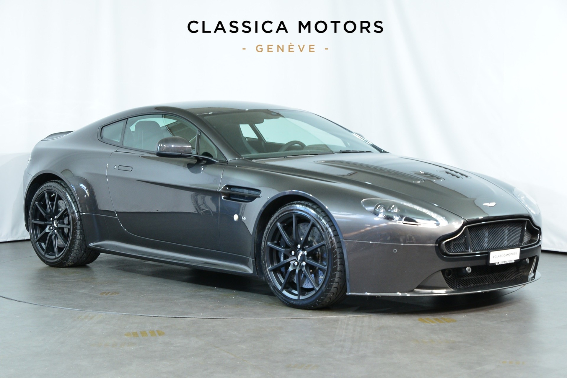 ASTON MARTIN V12 Vantage 5.9 S Sportshift