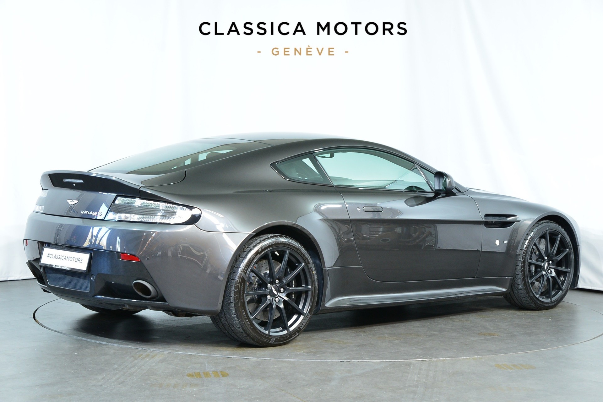 ASTON MARTIN V12 Vantage 5.9 S Sportshift-showroom-element-2