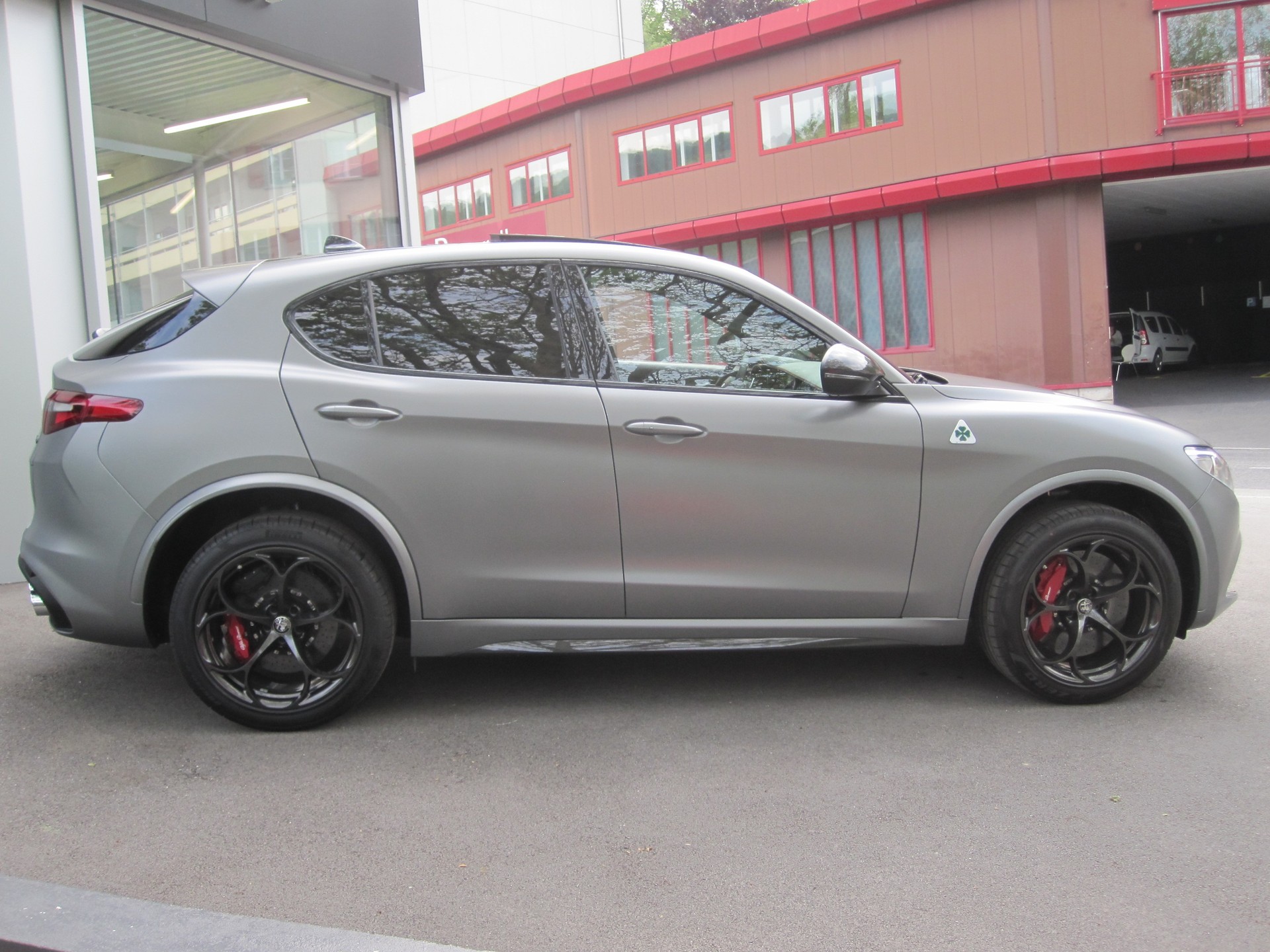 ALFA ROMEO Stelvio 2.9 V6 Quadrifoglio Q4 Automatic-image-4