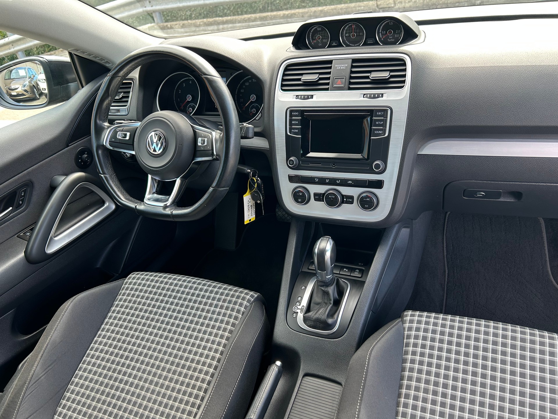 VW Scirocco 2.0 TSI BMT Start DSG-image-8