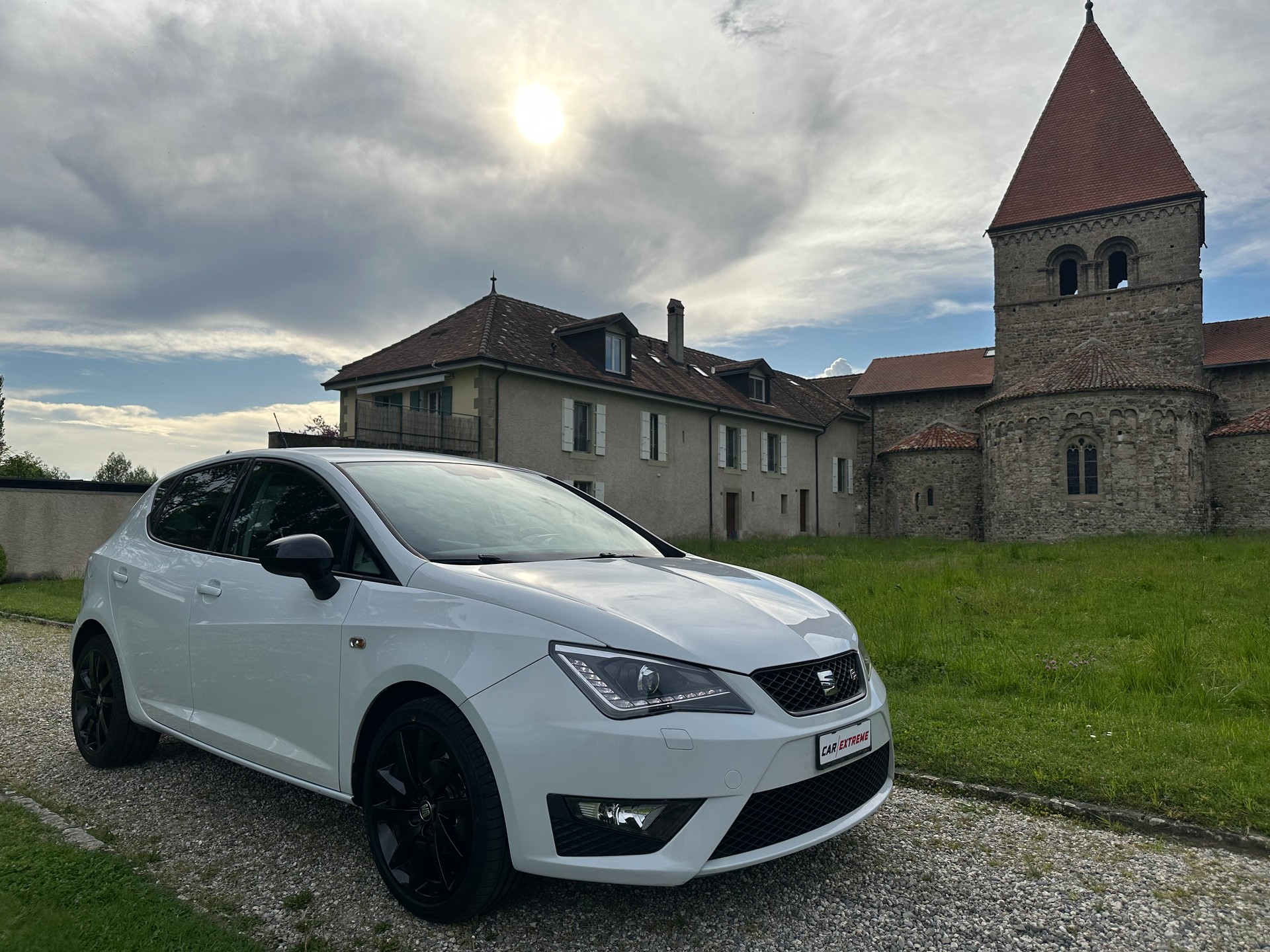 SEAT Ibiza 1.2 TSI FR Viva DSG