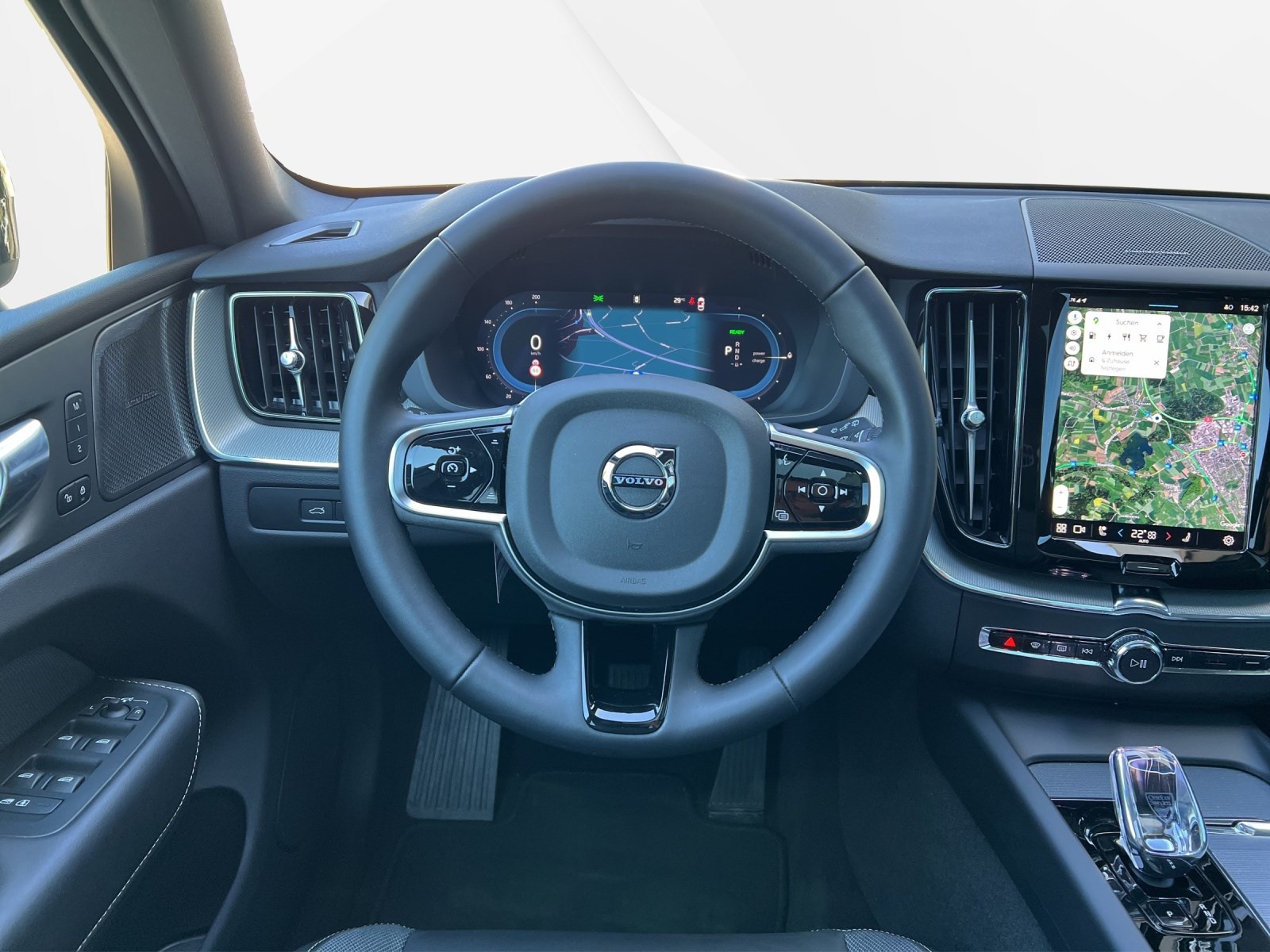 VOLVO XC60 2.0 T6 TE Plus Dark eAWD-image-11