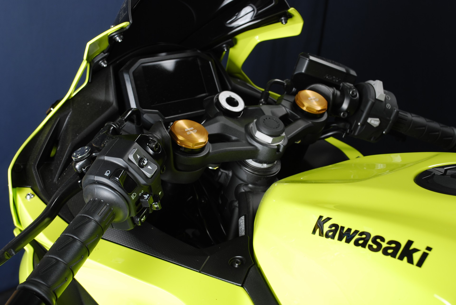 rin  NINJA ZX-6R 2026 Kawasaki Now at Showroom Nicosia | Kawasaki