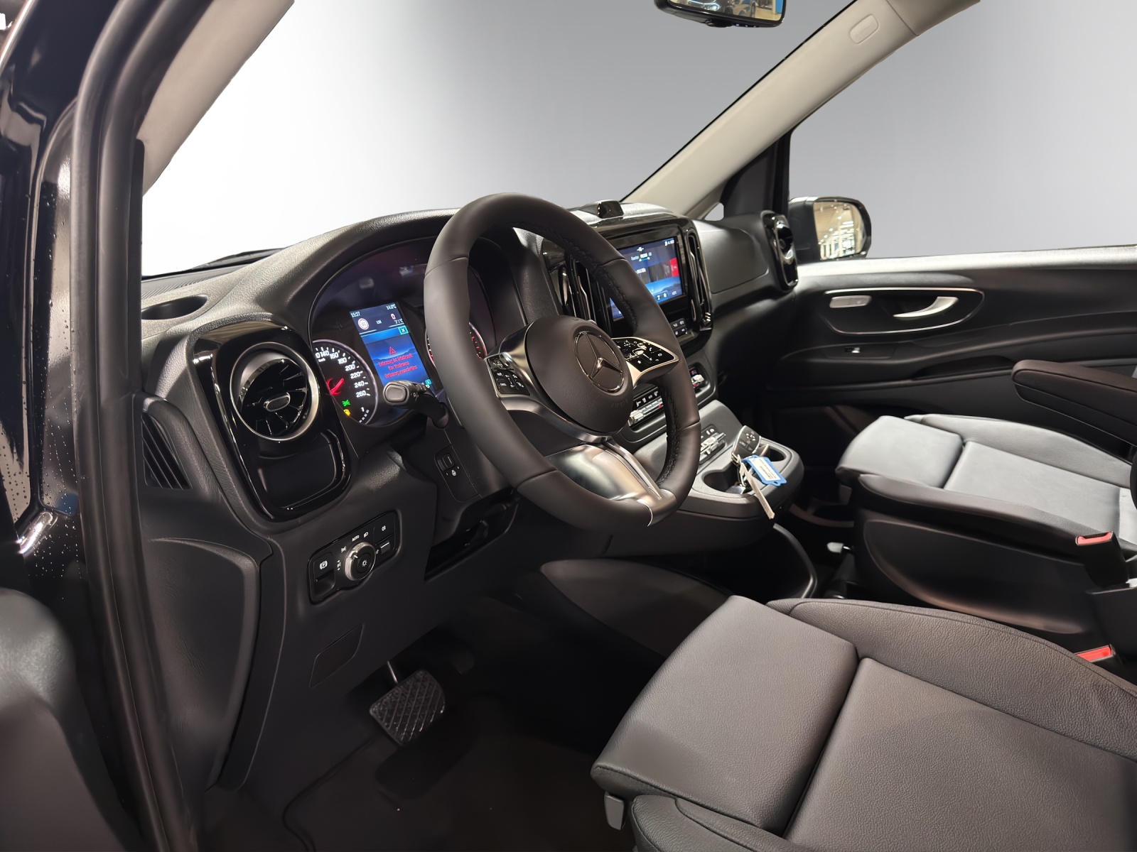 Image MERCEDES-BENZ VITO Vito 119 CDI Extralang Pro Tourer 4Matic9G-Tronic