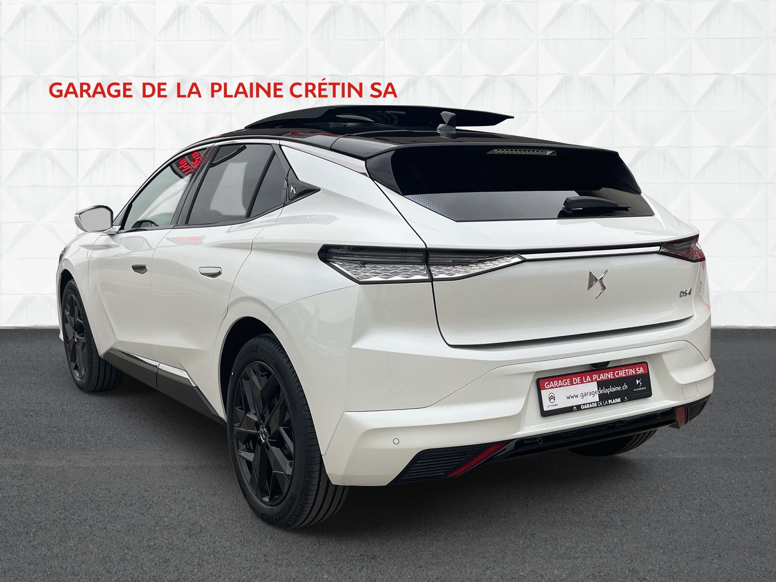 DS AUTOMOBILES DS 4 MHEV Hybride Ligne Noire-showroom-element-2