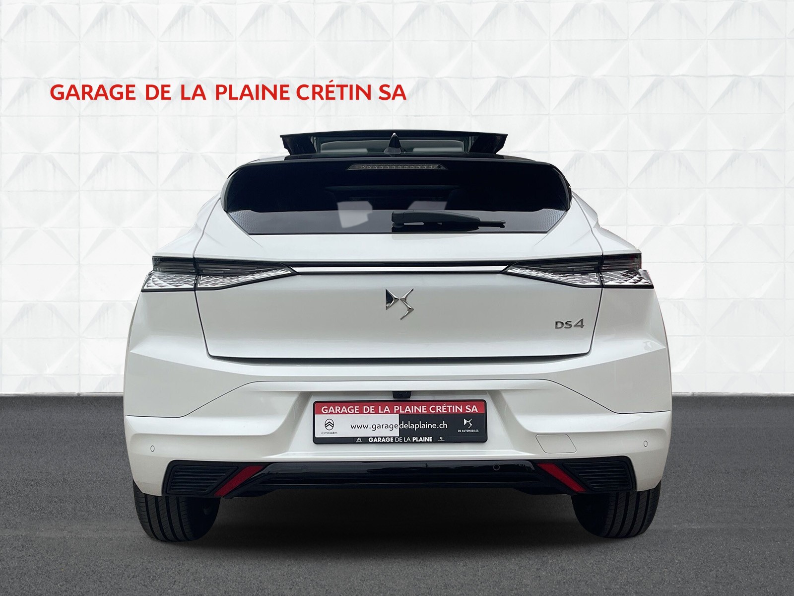 DS AUTOMOBILES DS 4 MHEV Hybride Ligne Noire-showroom-element-3