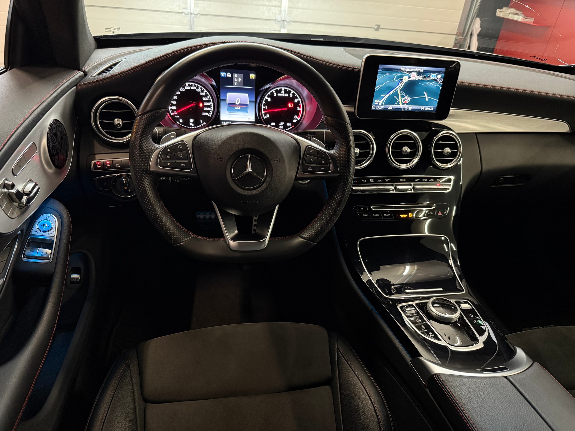 MERCEDES-BENZ C 43 AMG 4Matic 9G-tronic-image-9