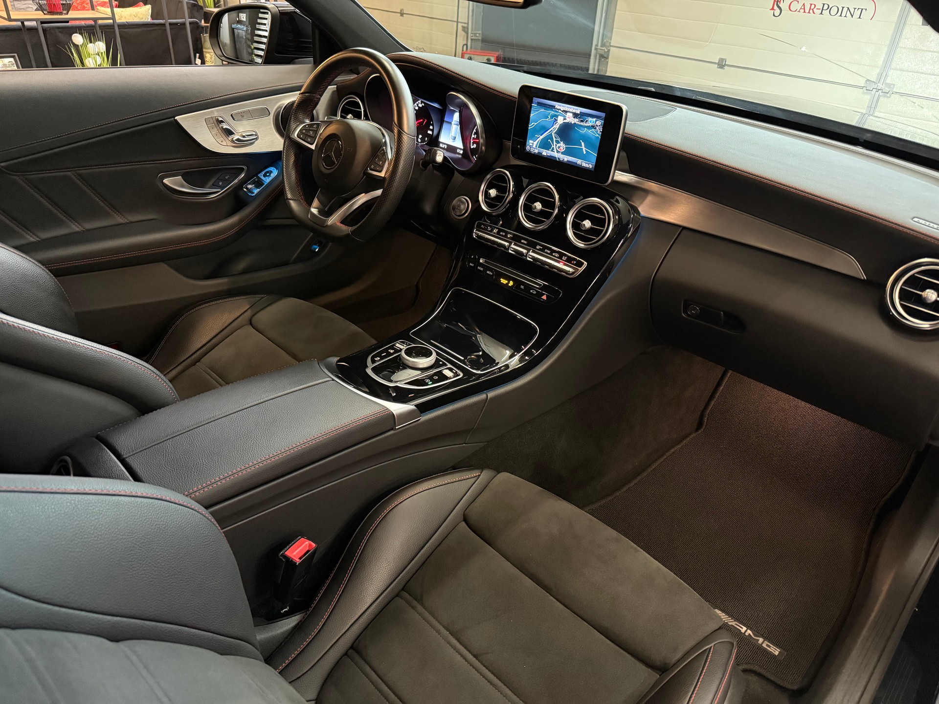 MERCEDES-BENZ C 43 AMG 4Matic 9G-tronic-image-10