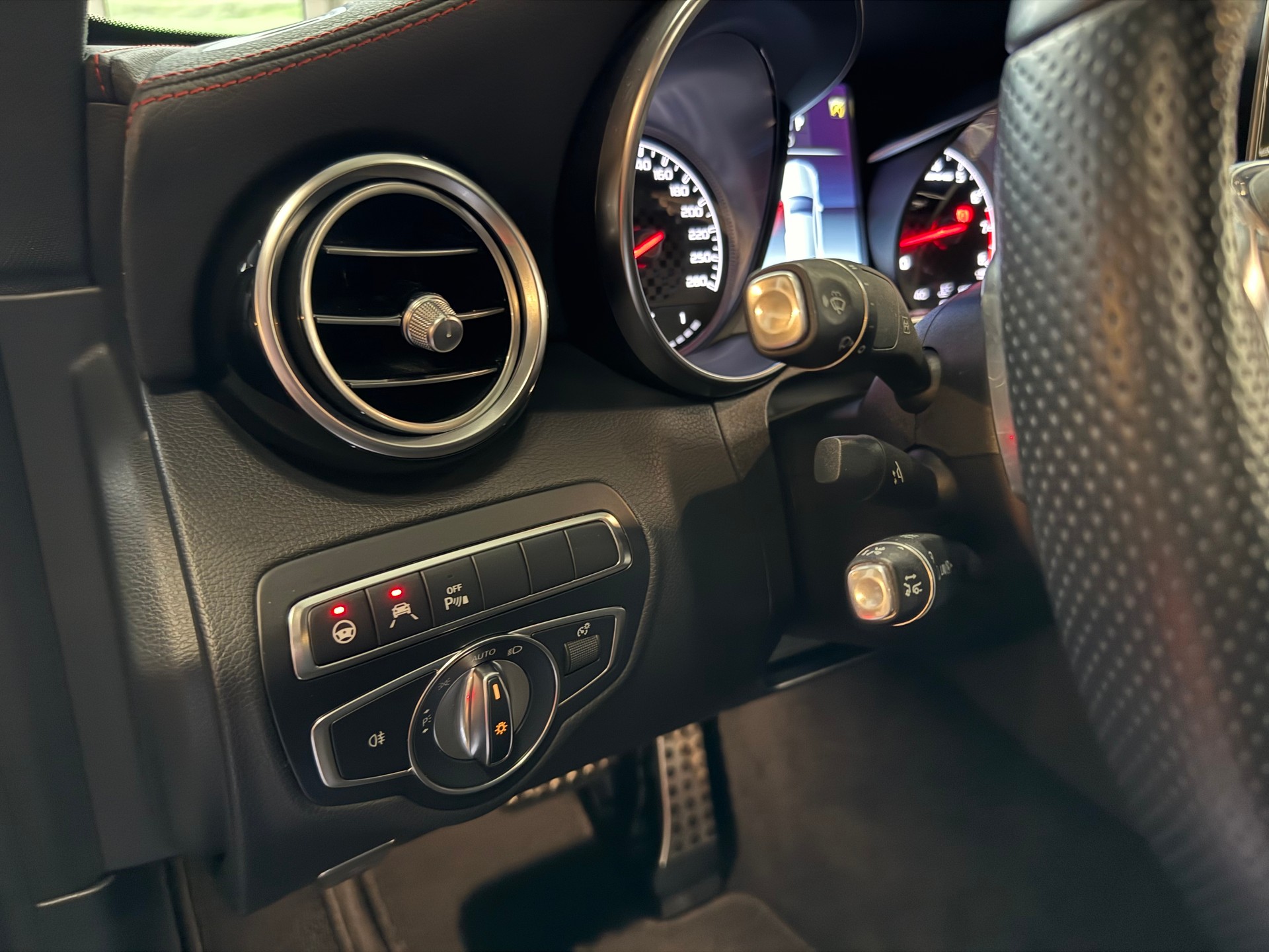 MERCEDES-BENZ C 43 AMG 4Matic 9G-tronic-image-13