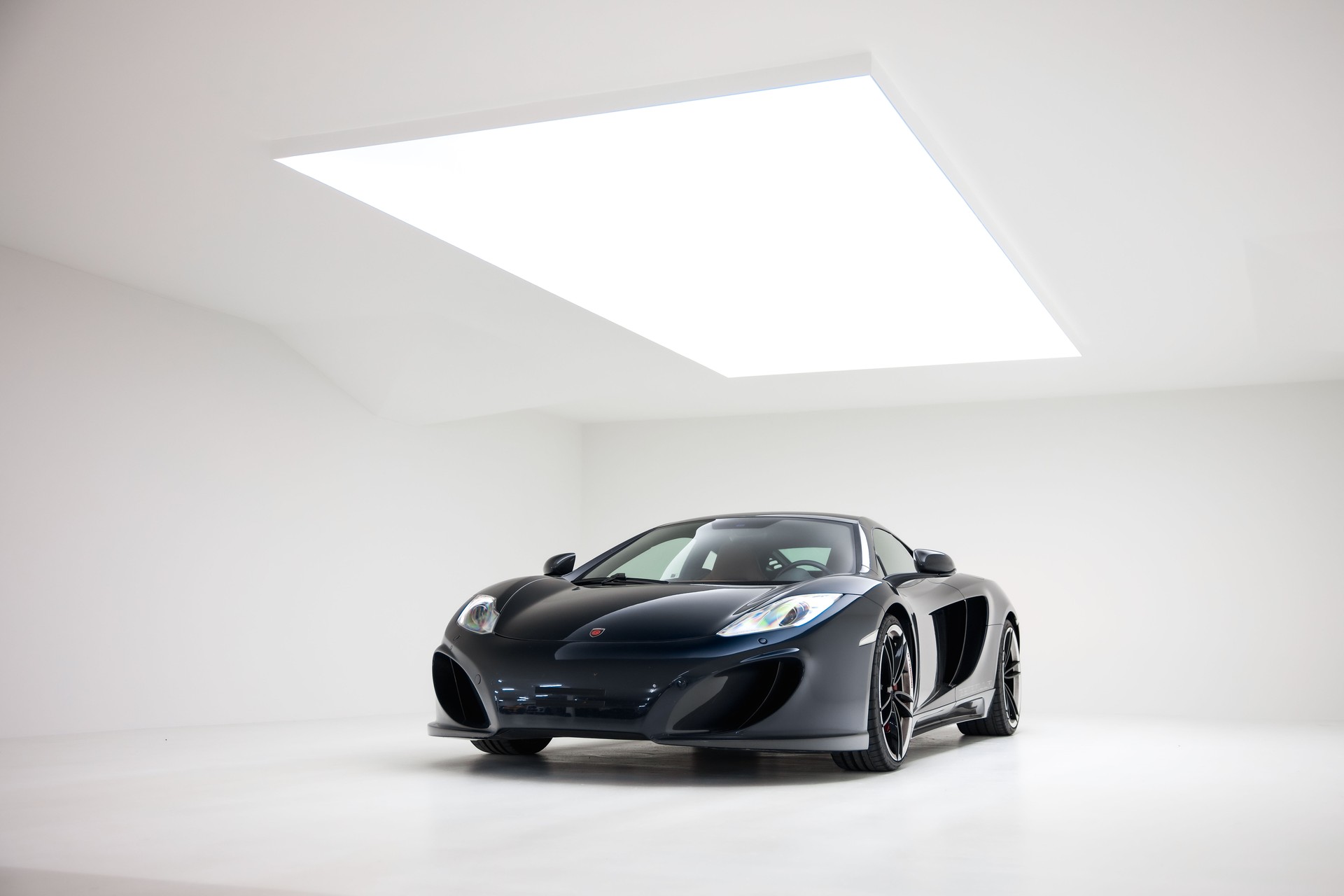 McLAREN MP4-12C Coupé 3.8 V8 SSG ( GEMBALLA)-showroom-element-1