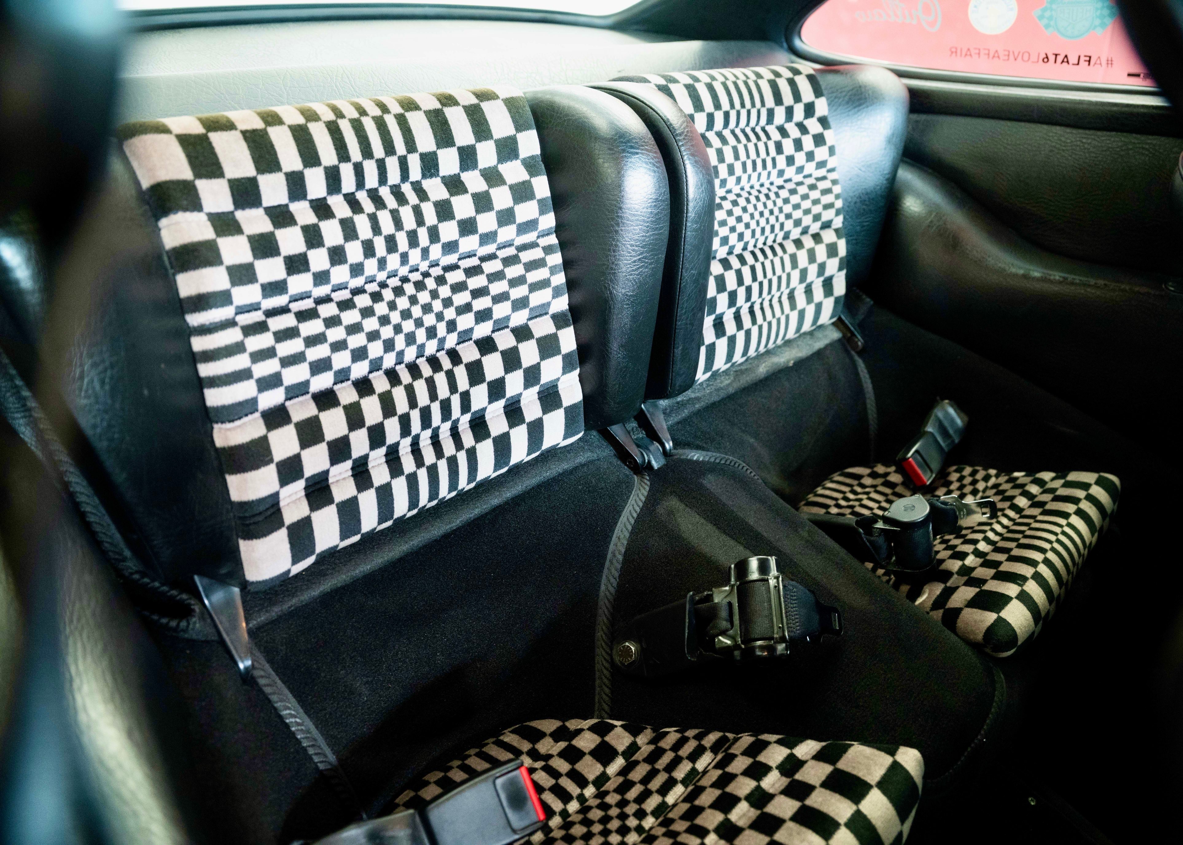 Image PORSCHE 911 911 SC Backdate (Engine and Bodywork restored) - RESERVED !