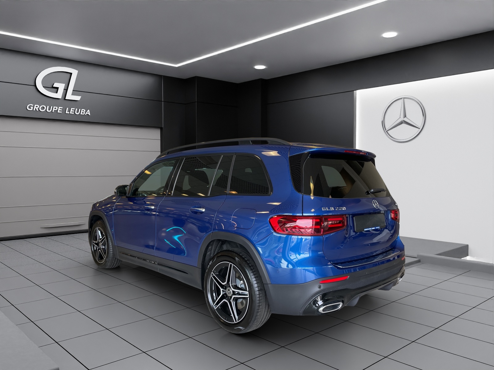 MERCEDES-BENZ GLB 220 4Matic 8G-Tronic-showroom-element-3