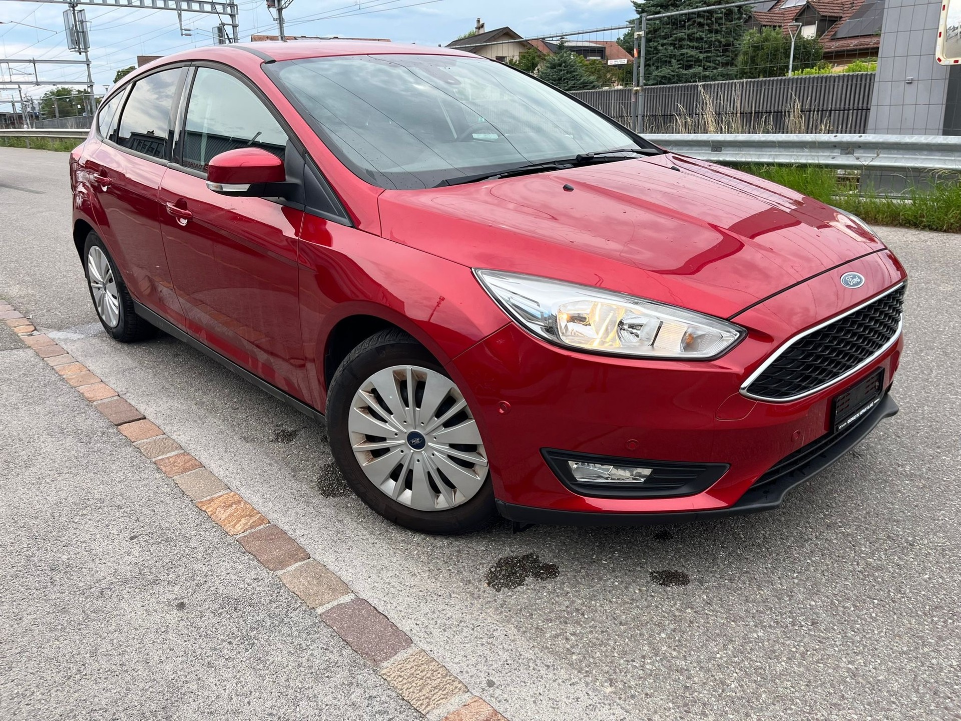 FORD Focus 1.0 SCTi Titanium-showroom-element-3
