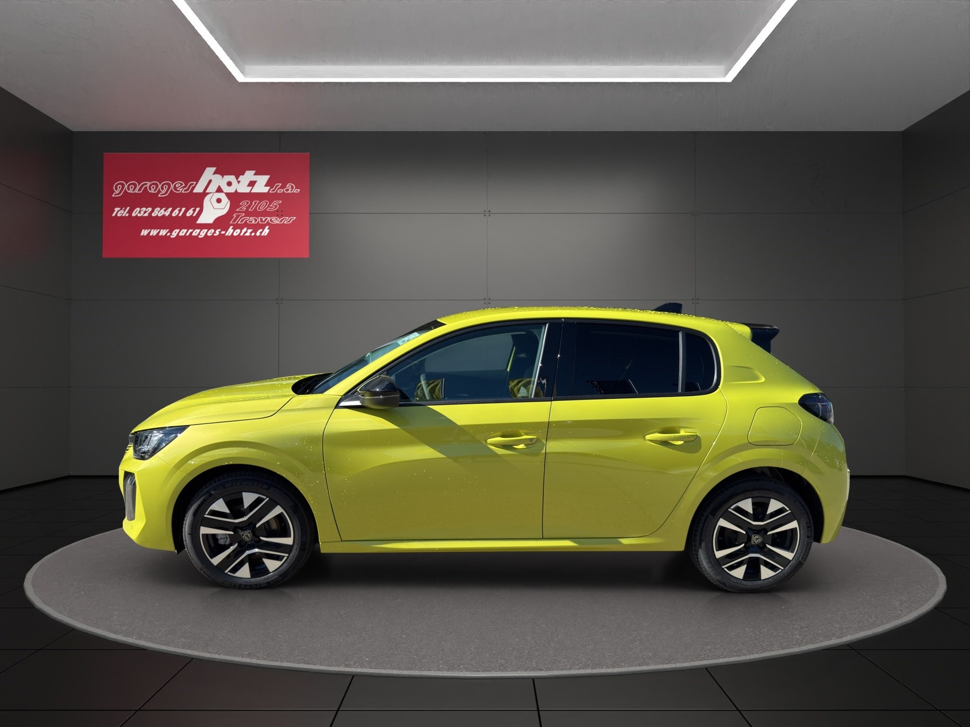 PEUGEOT 208 1.2 MHEV 100 Allure Premium-showroom-element-2