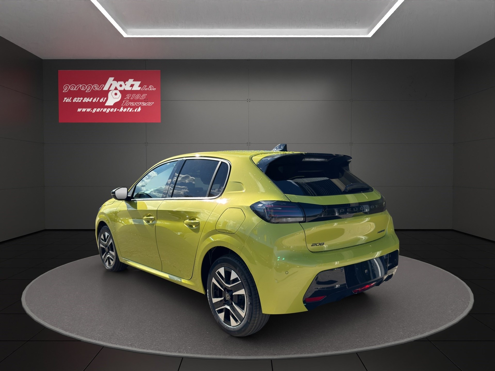 PEUGEOT 208 1.2 MHEV 100 Allure Premium-showroom-element-3