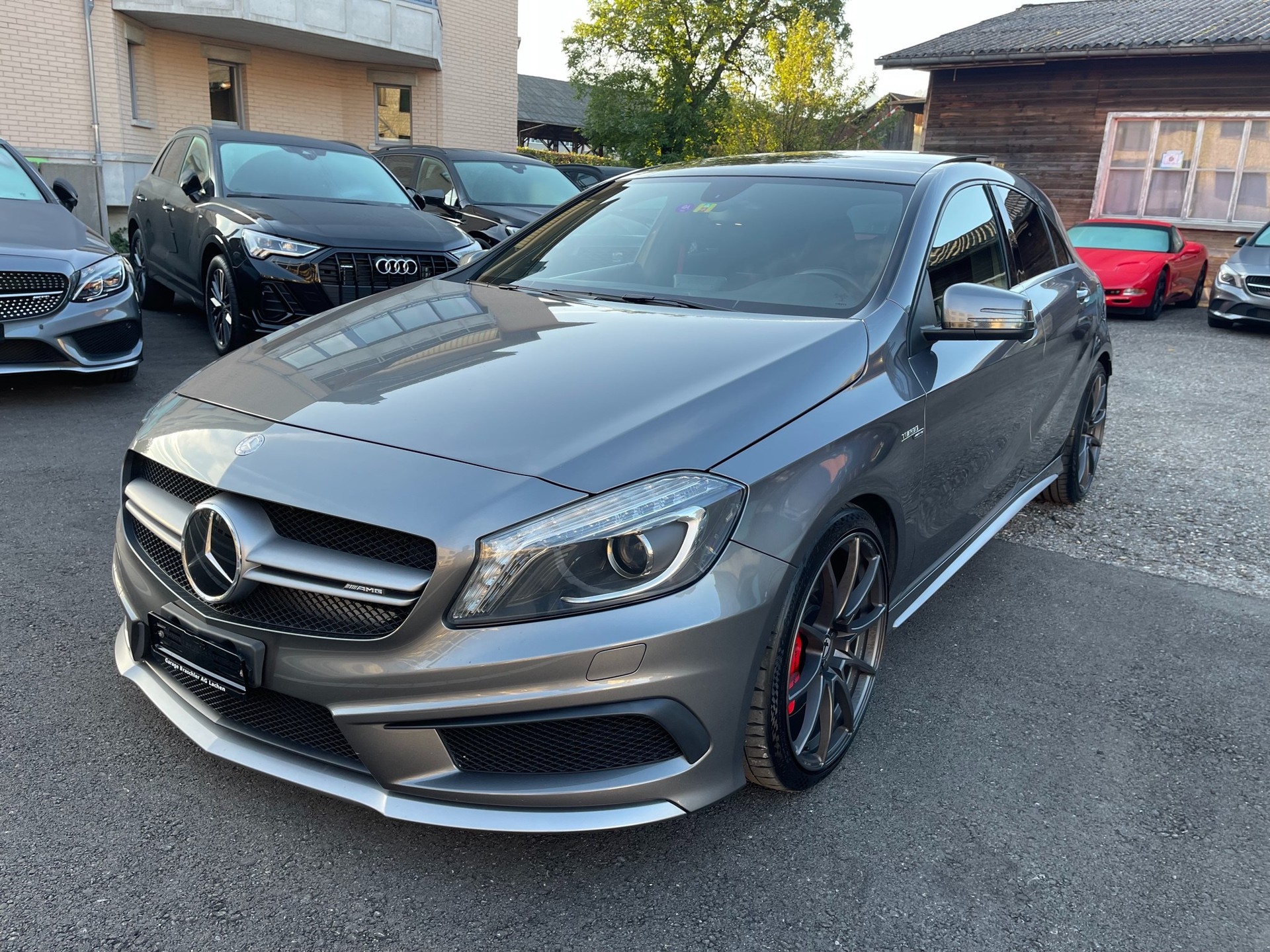 MERCEDES-BENZ A 45 AMG 4Matic Speedshift 7G-DCT-showroom-element-3