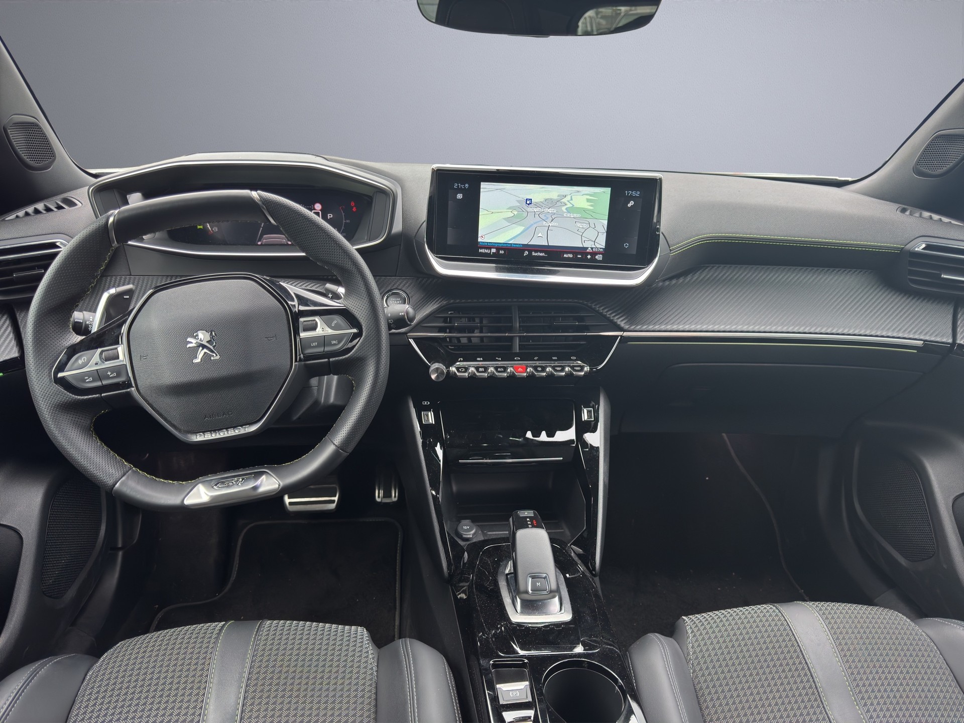 PEUGEOT 2008 1.5 BlueHDi GT EAT8-image-10