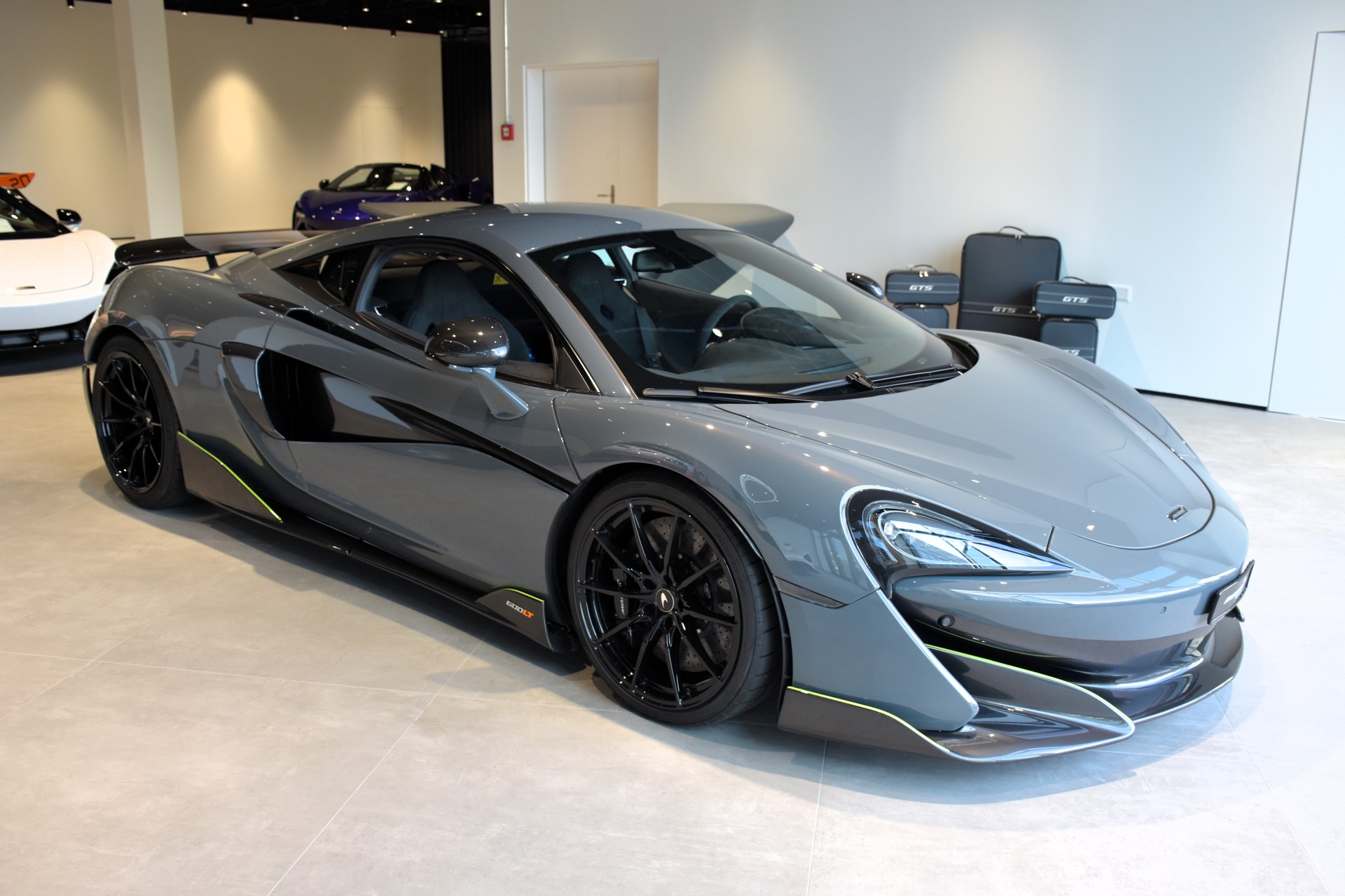 McLAREN 600LT Coupé 3.8 V8 SSG