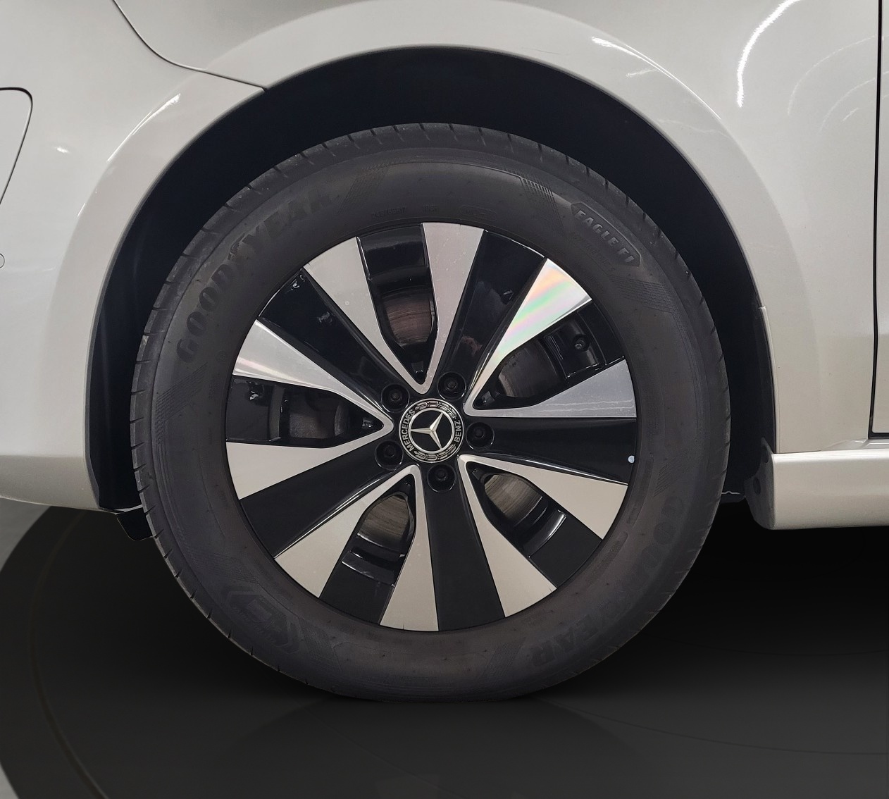 Image MERCEDES-BENZ EQV-300 EQV 300 lang