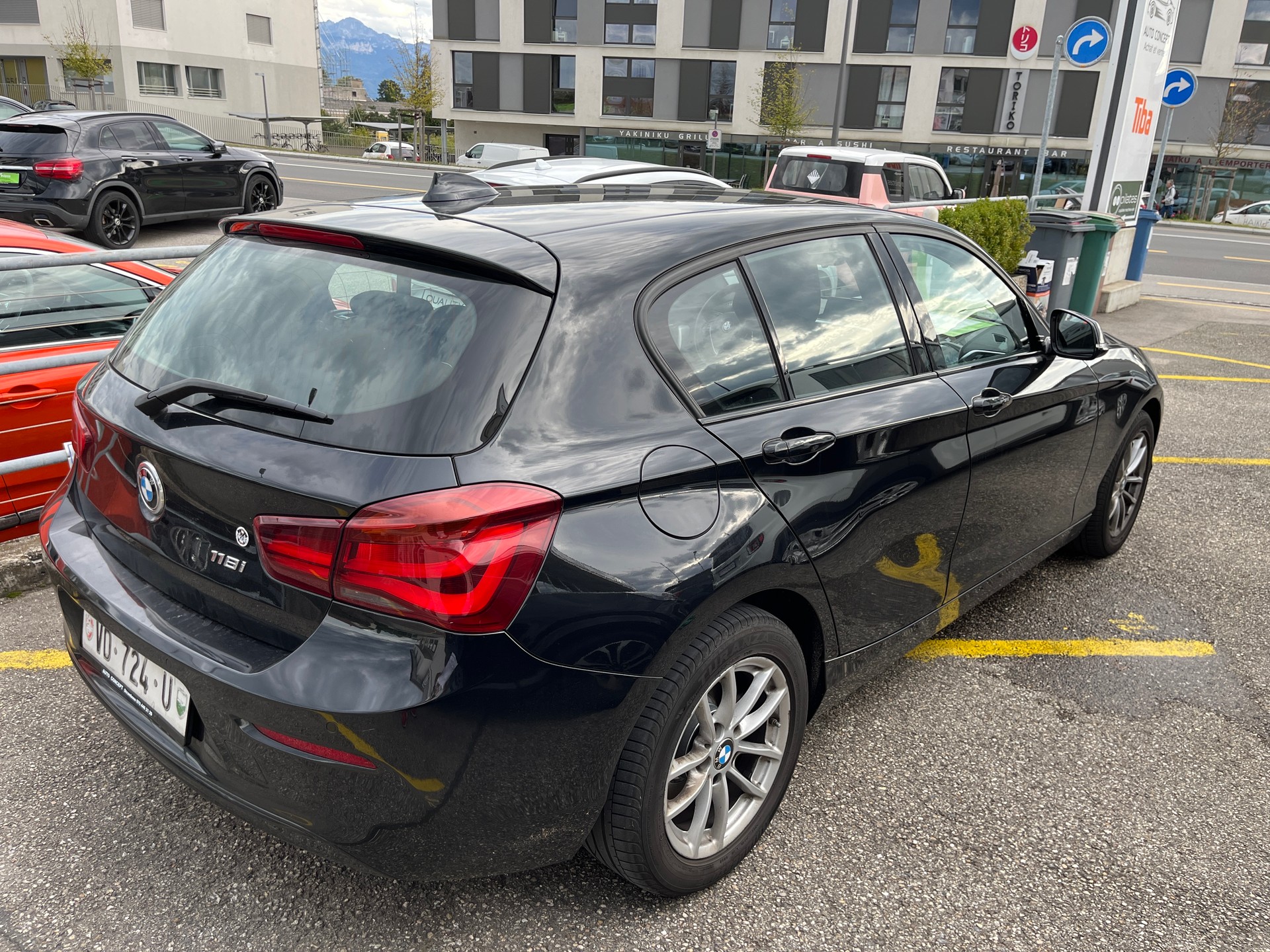 BMW 118i Steptronic-image-2