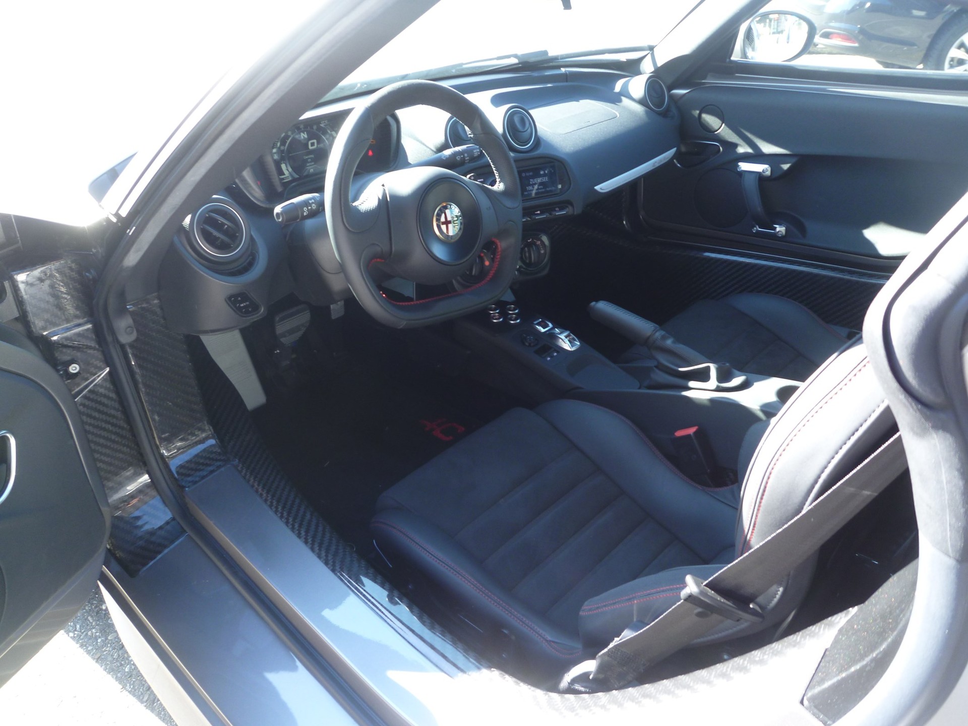 ALFA ROMEO 4C 1750 TBi TCT-image-9