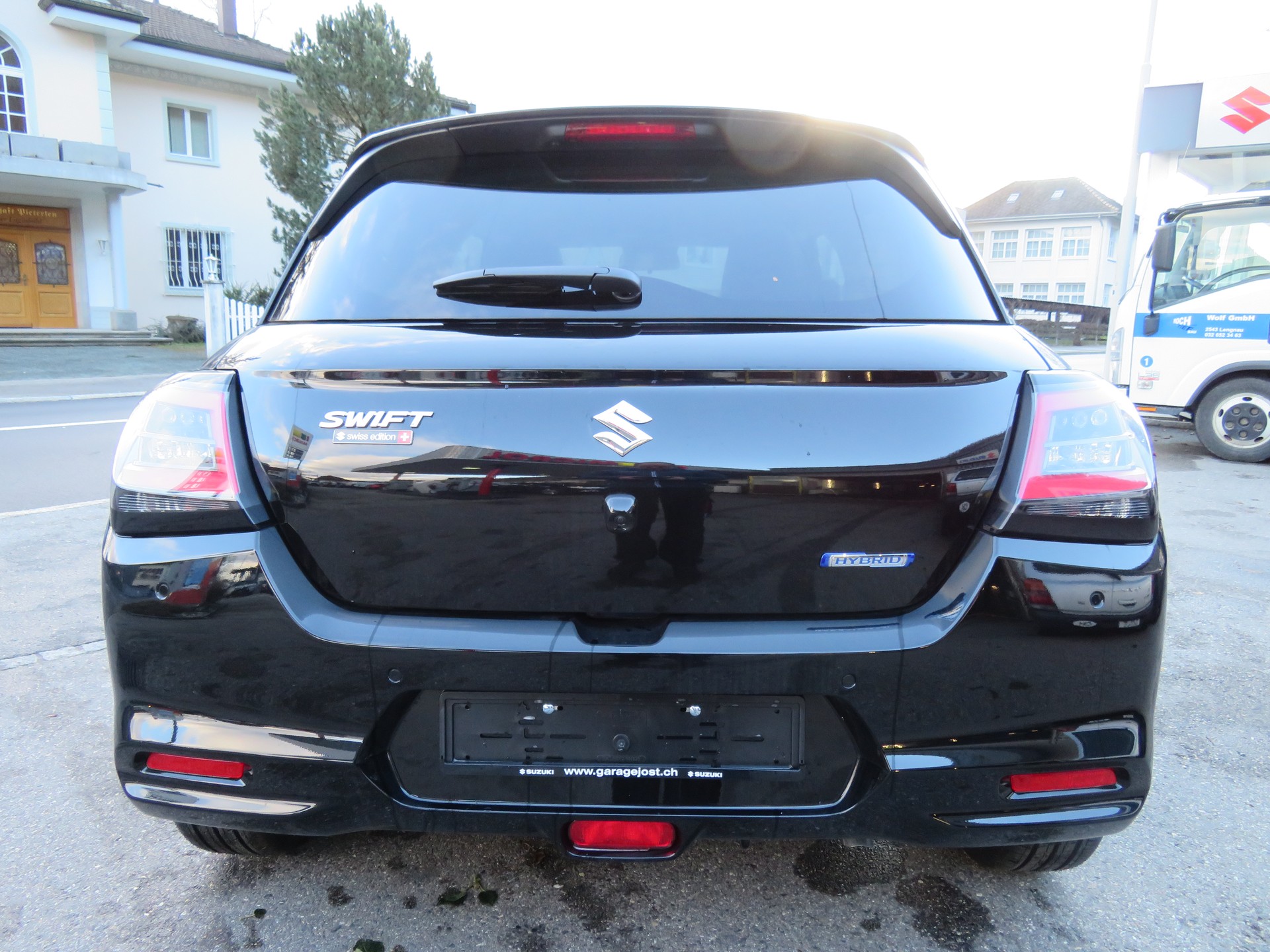 SUZUKI Swift 1.2 1st Edition Top Hybrid CVT-showroom-element-3