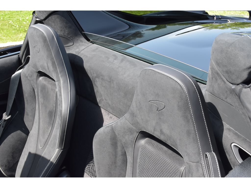 McLAREN 750S Spider Performance 4.0 V8 SSG-image-19
