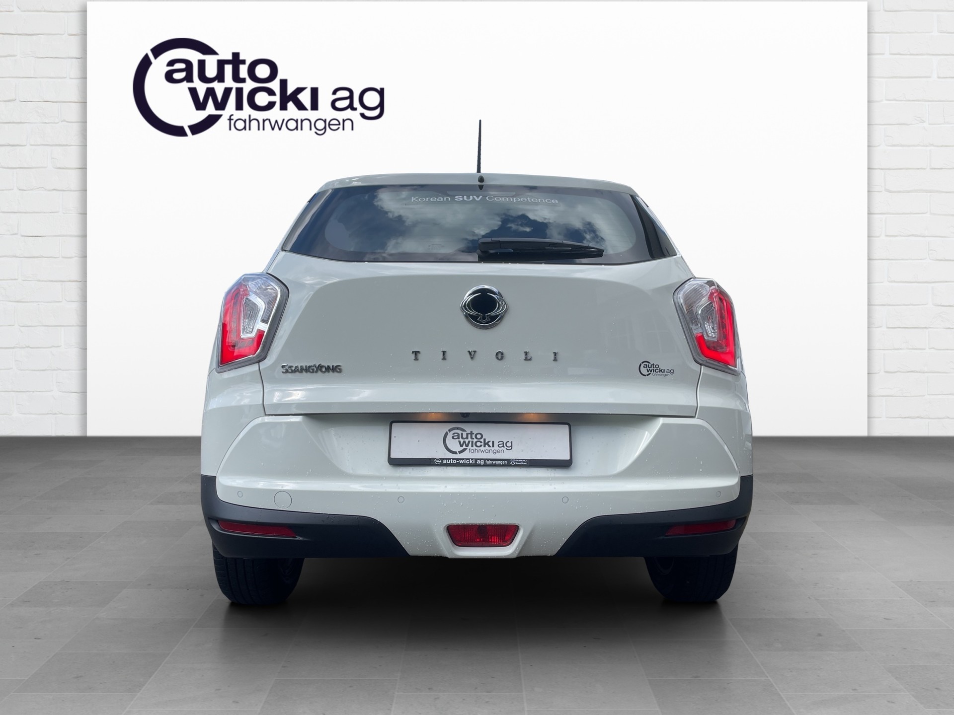 KGM-SsangYong Tivoli 1.6 e-XGi Quartz 2WD Automatic-showroom-element-2