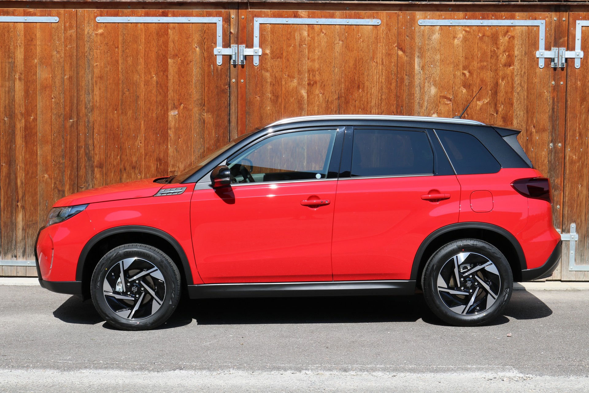 SUZUKI Vitara 1.4 Boosterjet Compact Top 4x4 Hybrid Automatic-showroom-element-1