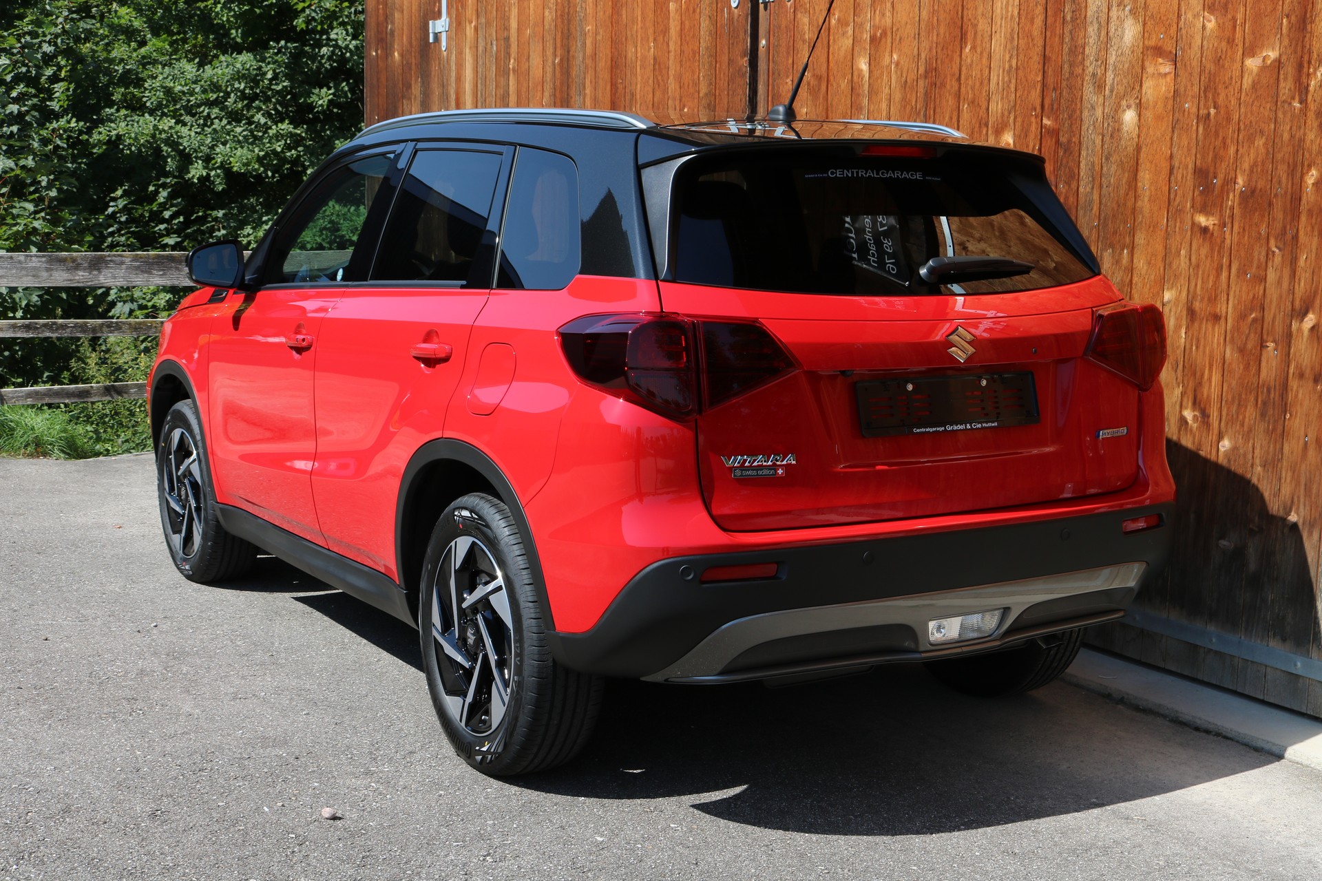 SUZUKI Vitara 1.4 Boosterjet Compact Top 4x4 Hybrid Automatic-showroom-element-2