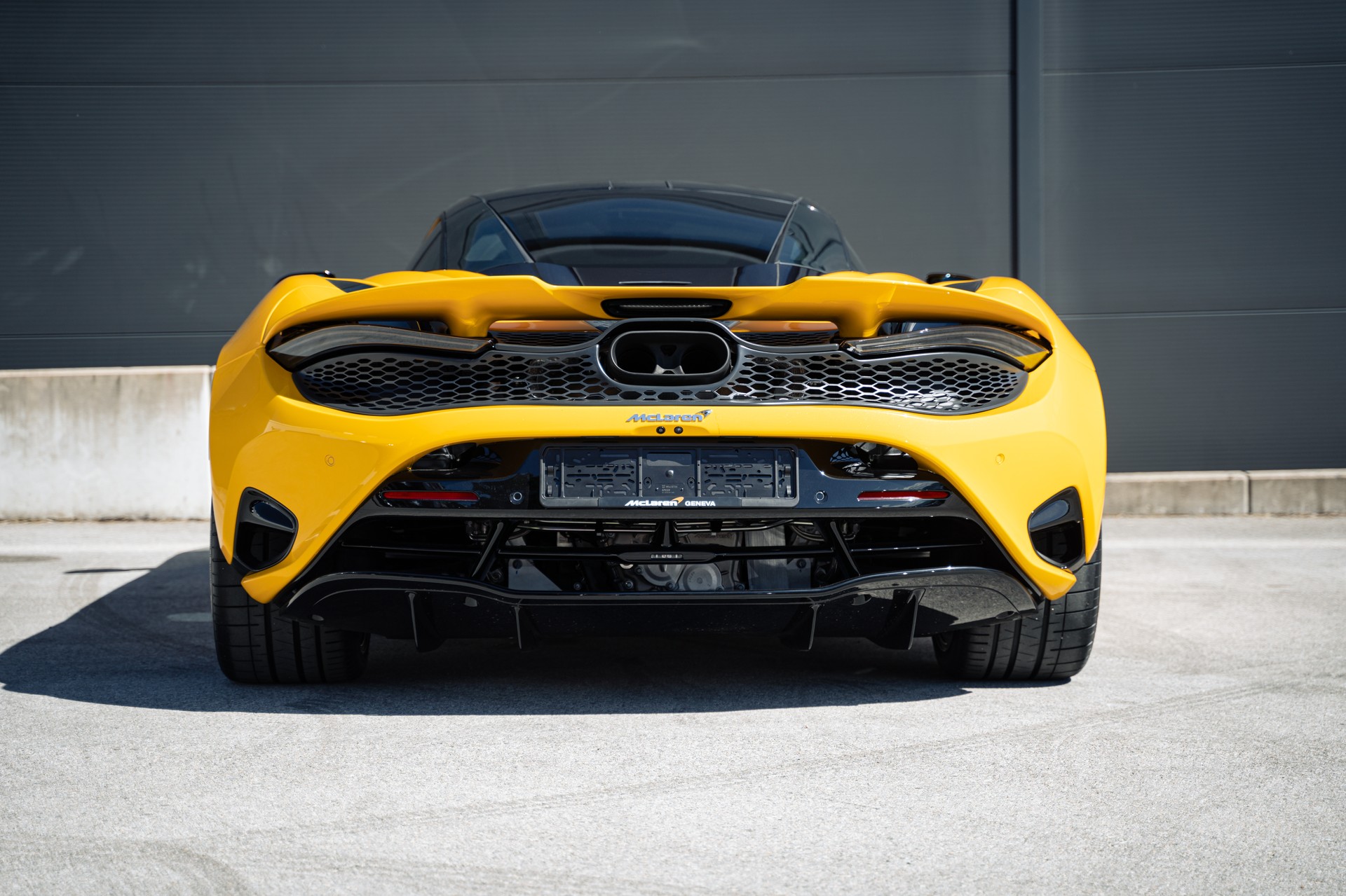 McLAREN 750S Performance-image-5