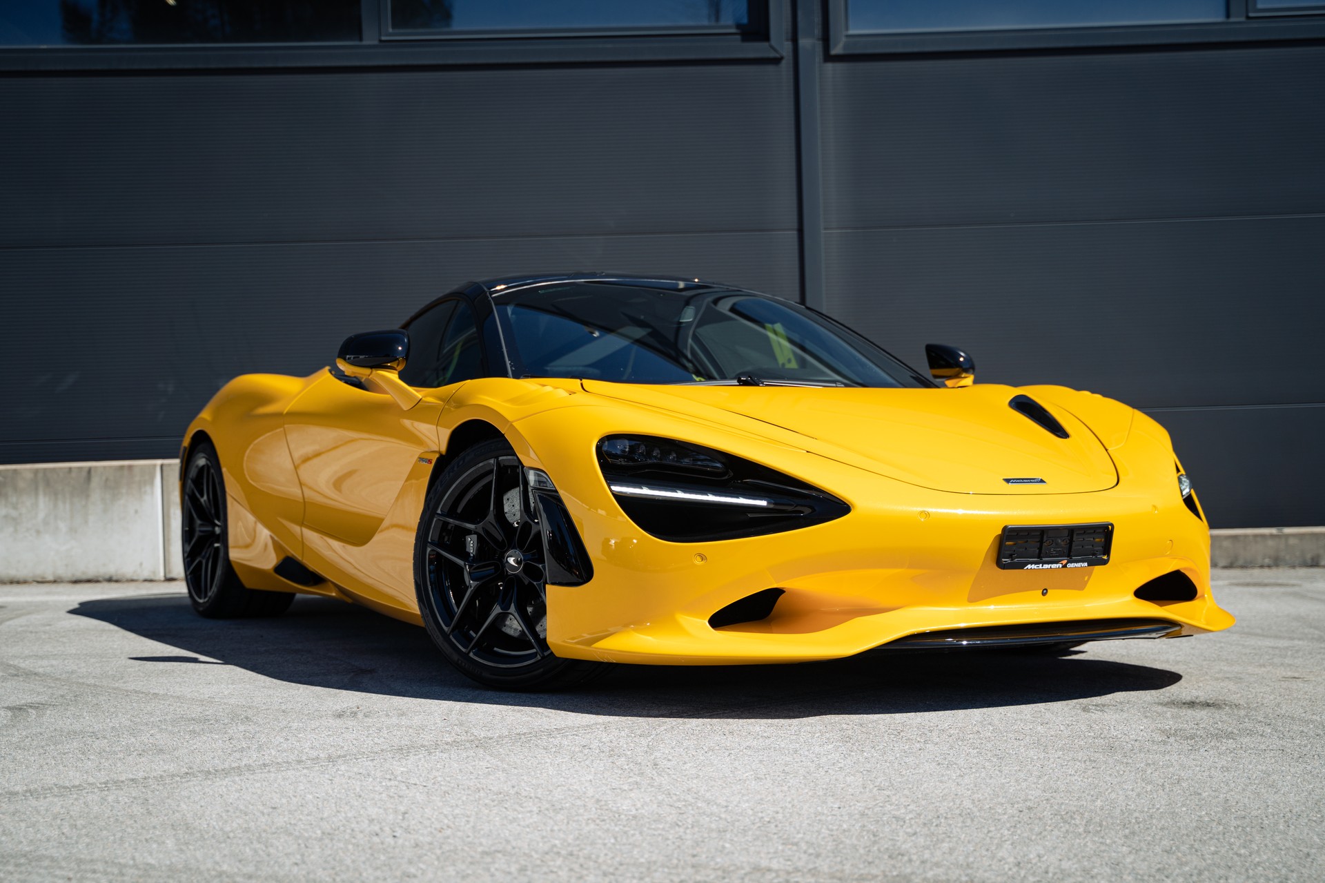 McLAREN 750S Performance