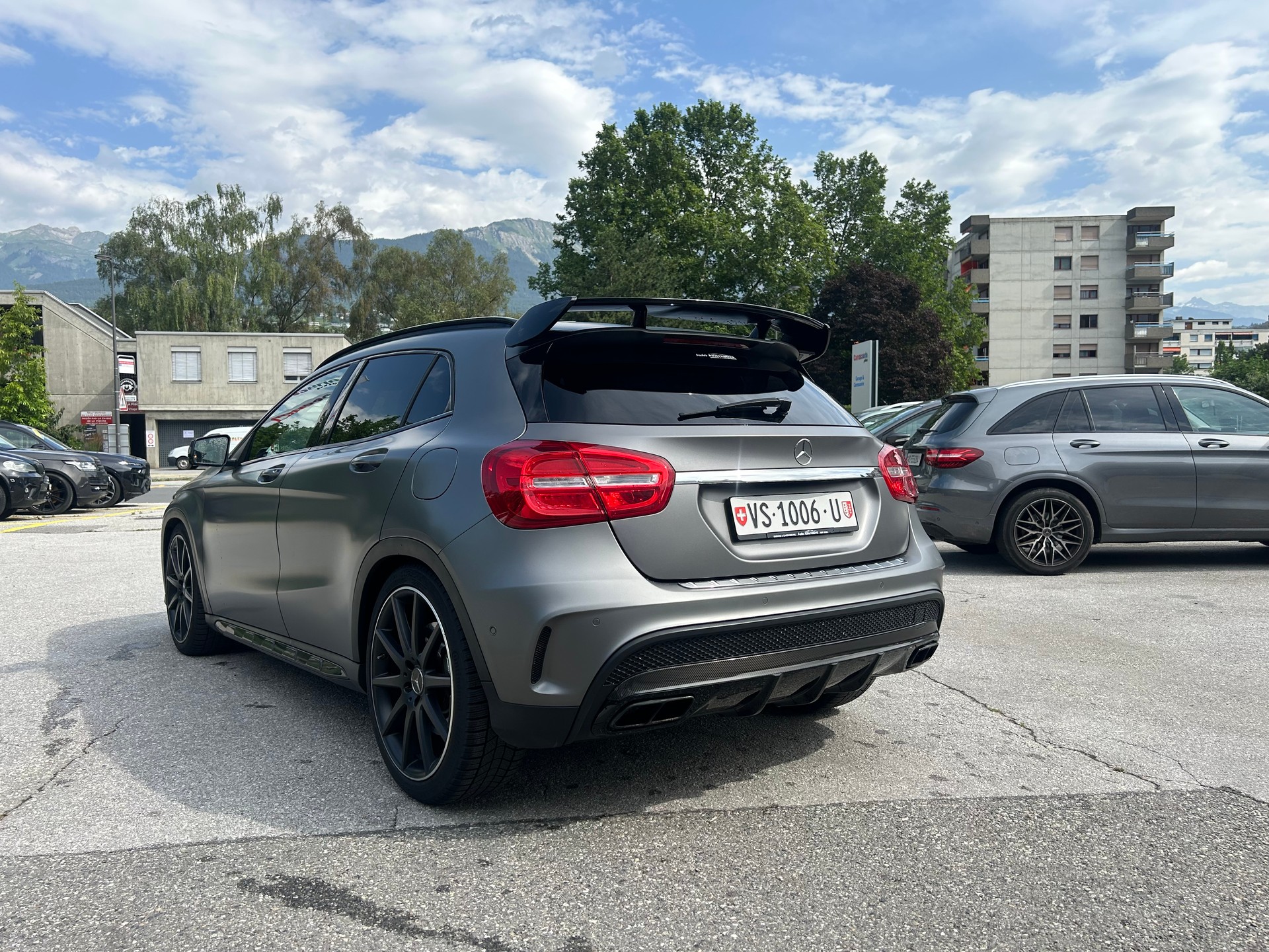 MERCEDES-BENZ GLA 45 AMG 4Matic 7G-DCT-image-4