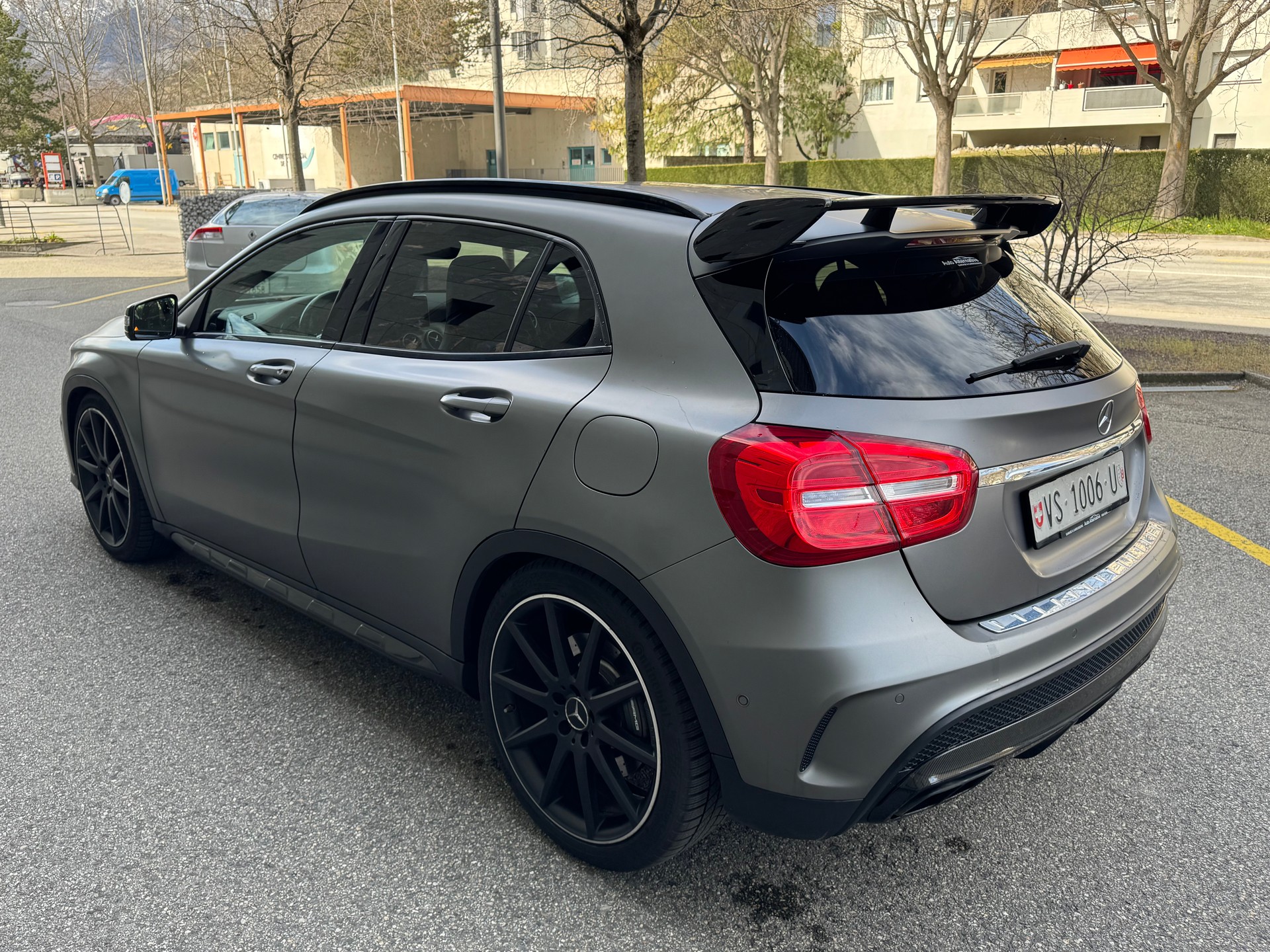 MERCEDES-BENZ GLA 45 AMG 4Matic 7G-DCT-image-5