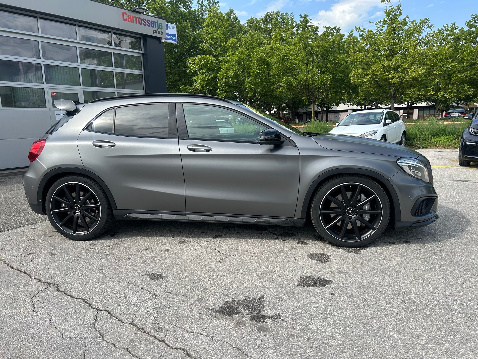 MERCEDES-BENZ GLA 45 AMG 4Matic 7G-DCT-image-2