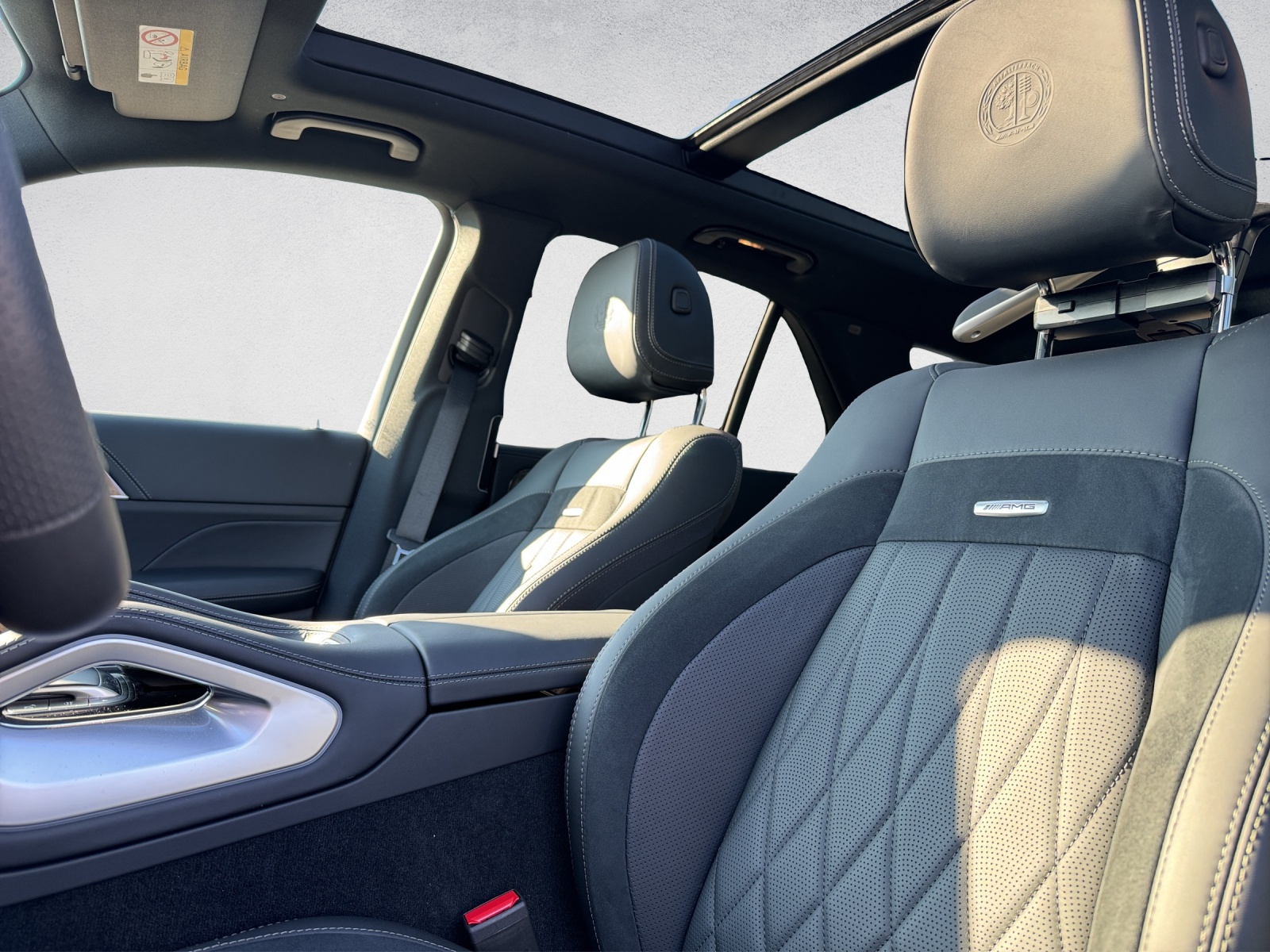 MERCEDES-BENZ GLE 63 S AMG 4Matic+ 9G-Speedshift-image-8