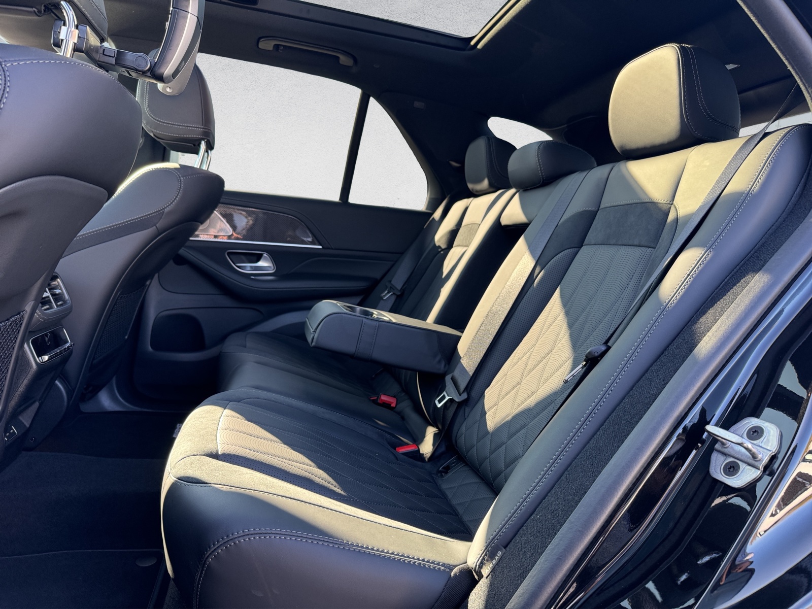 MERCEDES-BENZ GLE 63 S AMG 4Matic+ 9G-Speedshift-image-10