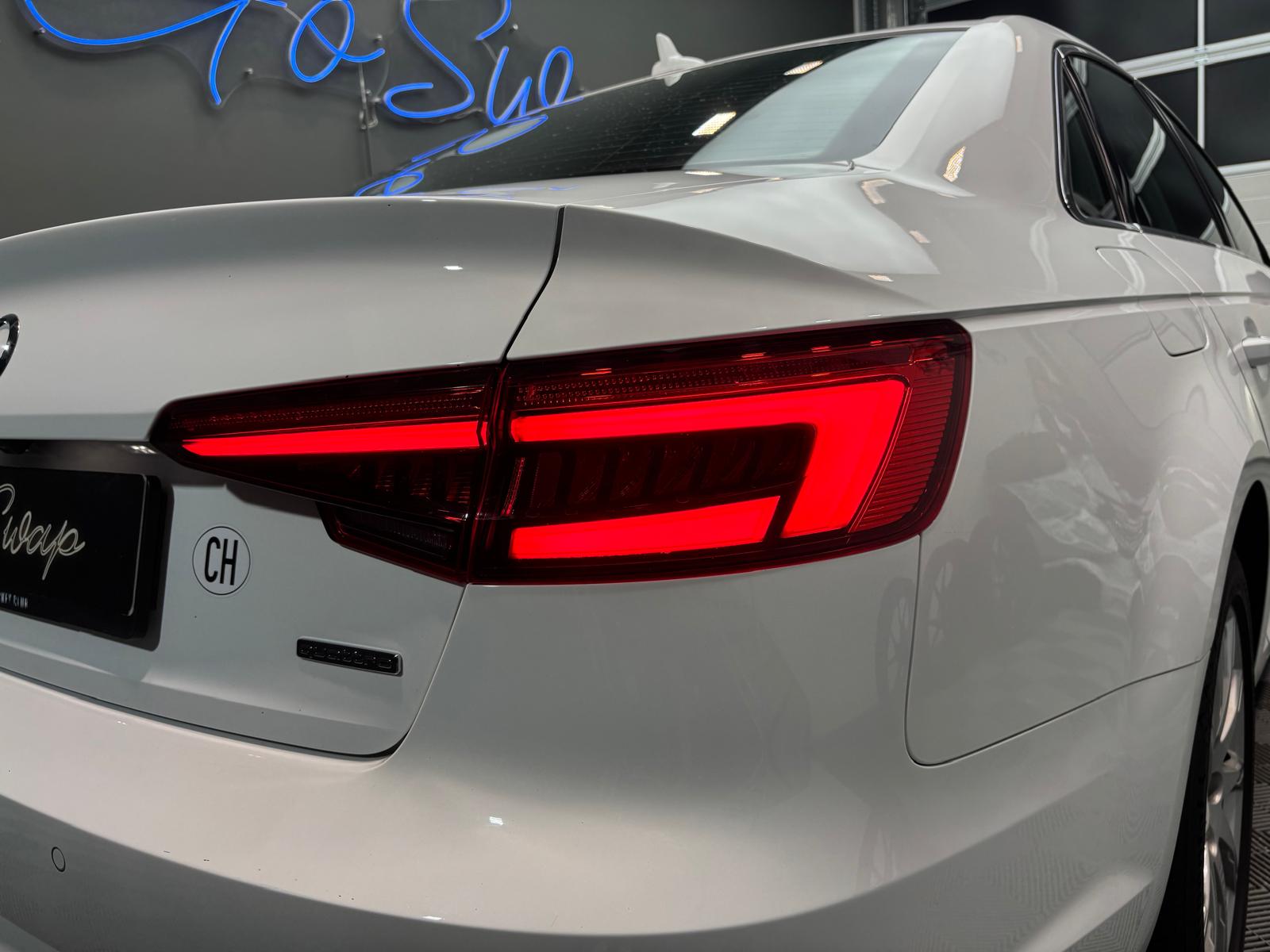 AUDI A4 2.0 TFSI Sport quattro S-tronic-showroom-element-3