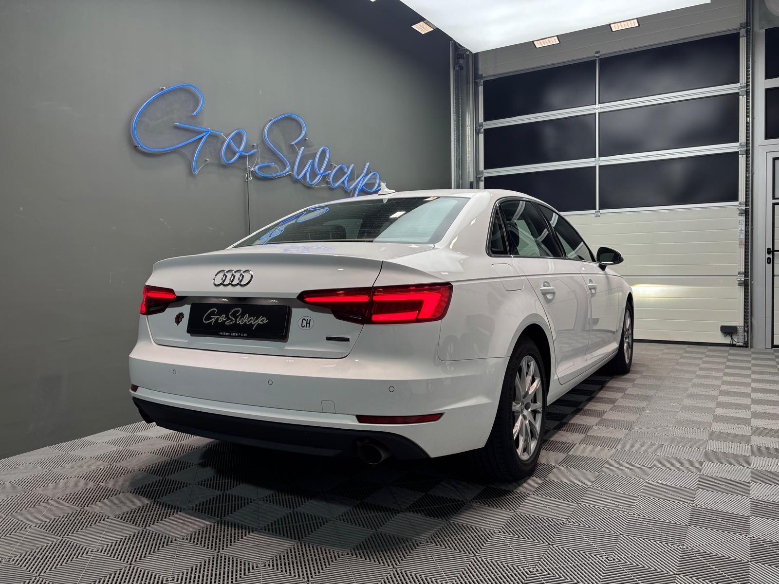 AUDI A4 2.0 TFSI Sport quattro S-tronic-showroom-element-2