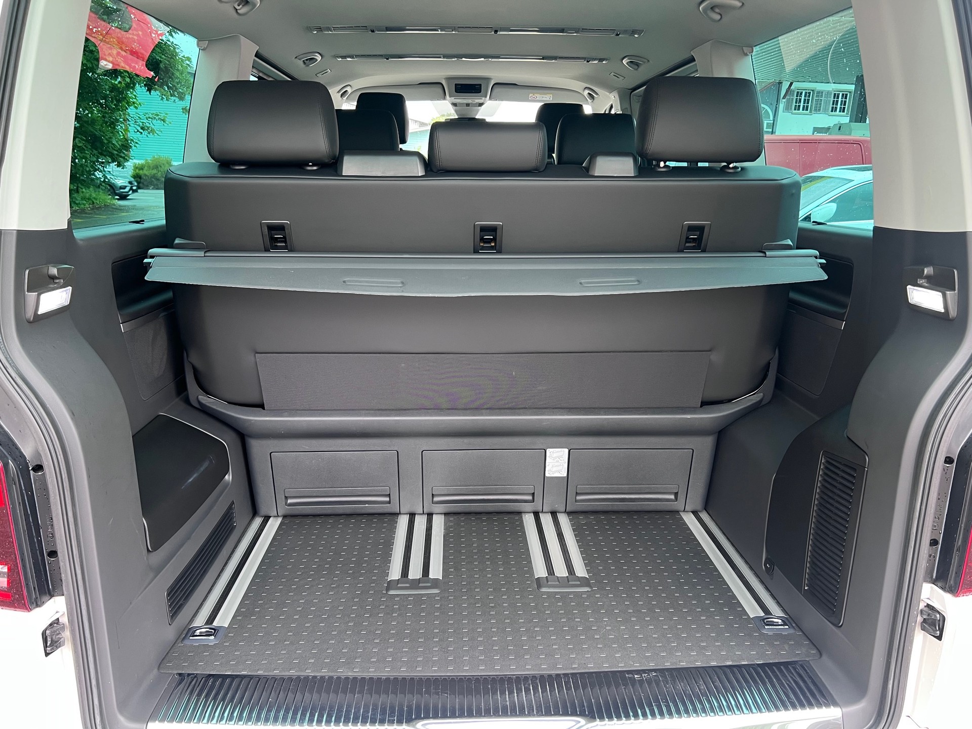 VW T6.1 Multivan 2.0 Bi-TDI Highline Liberty 4Mot. DSG ABT-image-11