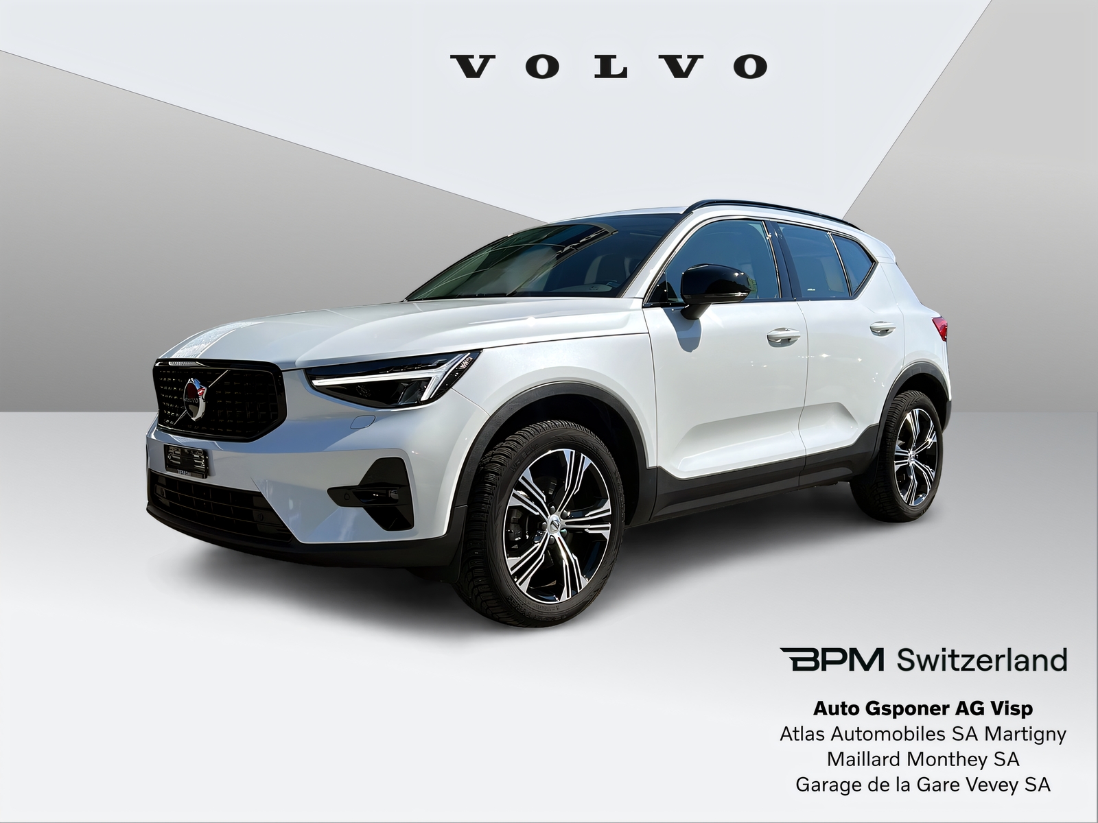 Photo VOLVO XC40 XC40 2.0 B5 MH Ultimate Dark A
