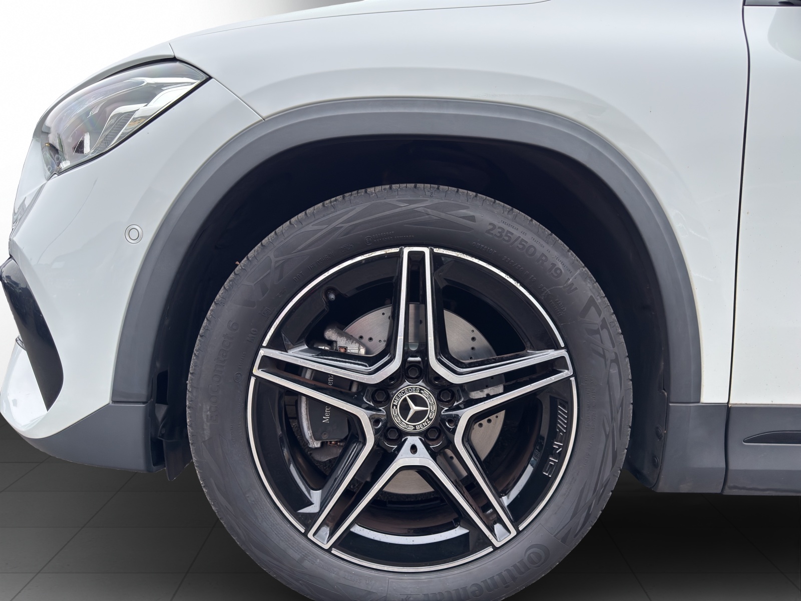 Image MERCEDES-BENZ GLA-200 GLA 200 4M AMG Line 8G-D