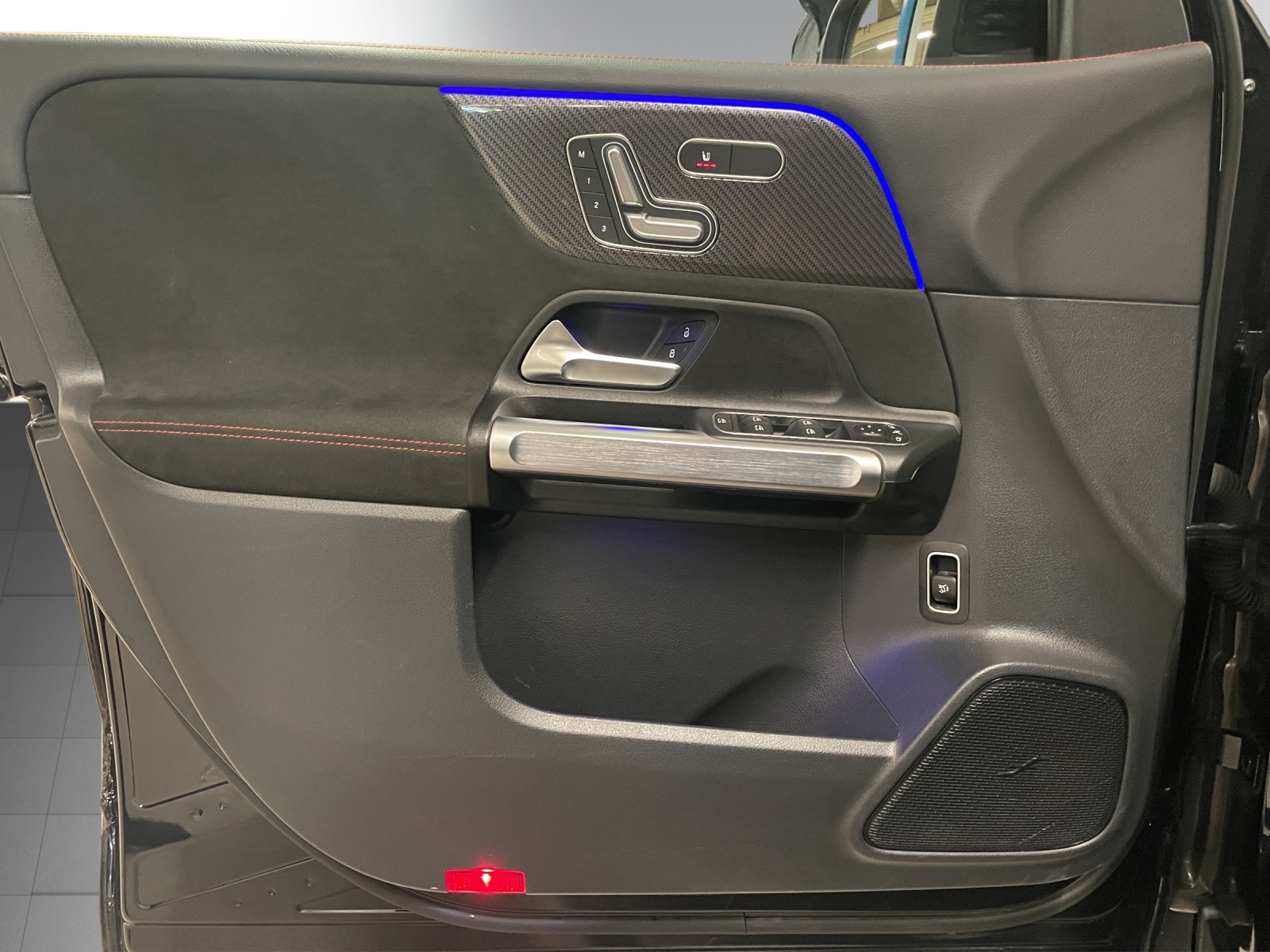 Image MERCEDES-BENZ GLB-250 GLB 250 4Matic 8G-Tronic