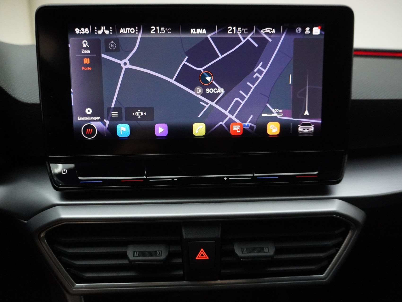 SEAT LEON ST 2.0 TDI DSG FR-image-17