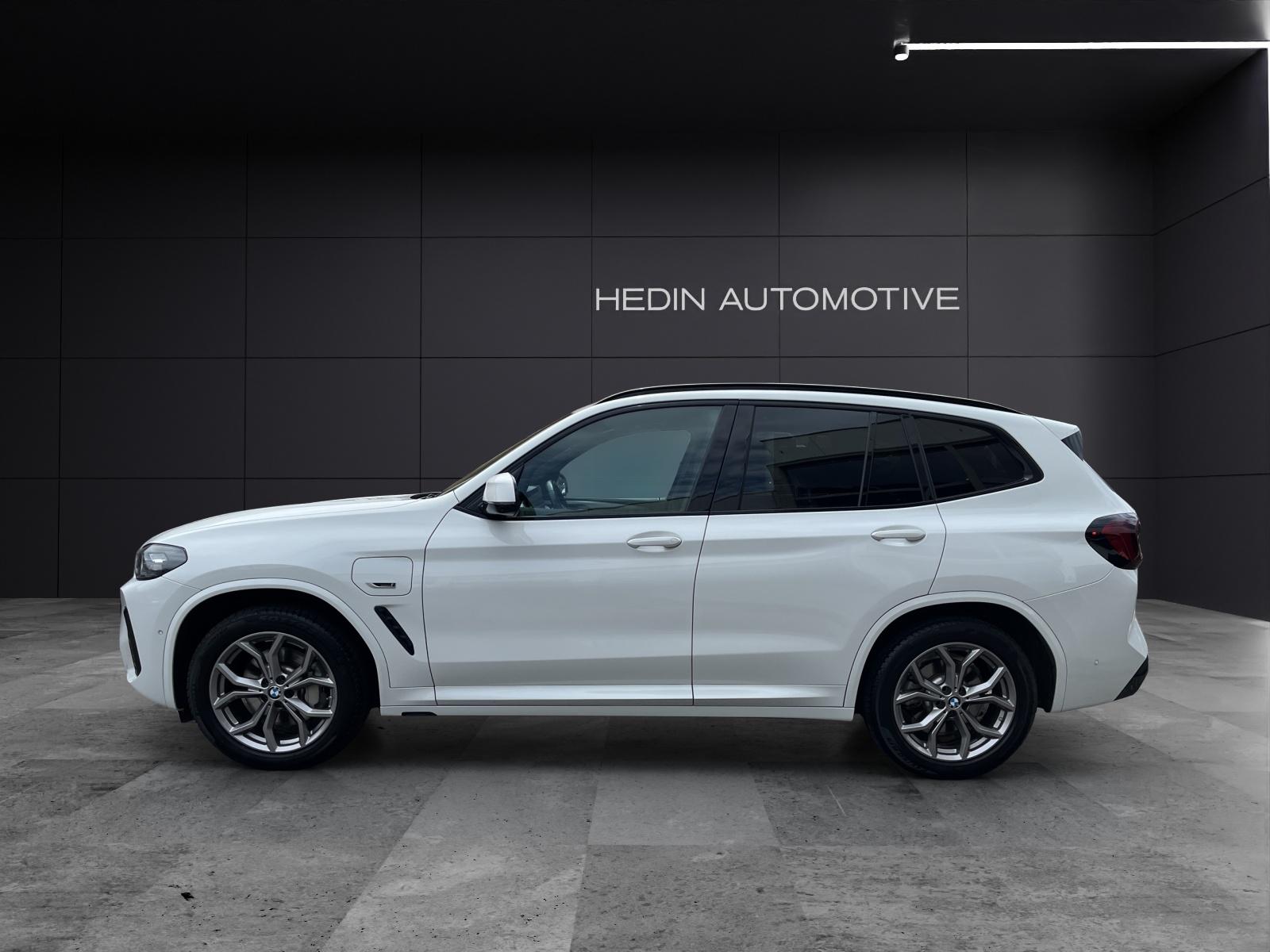 BMW X3 30e xDrive M Sport-showroom-element-1